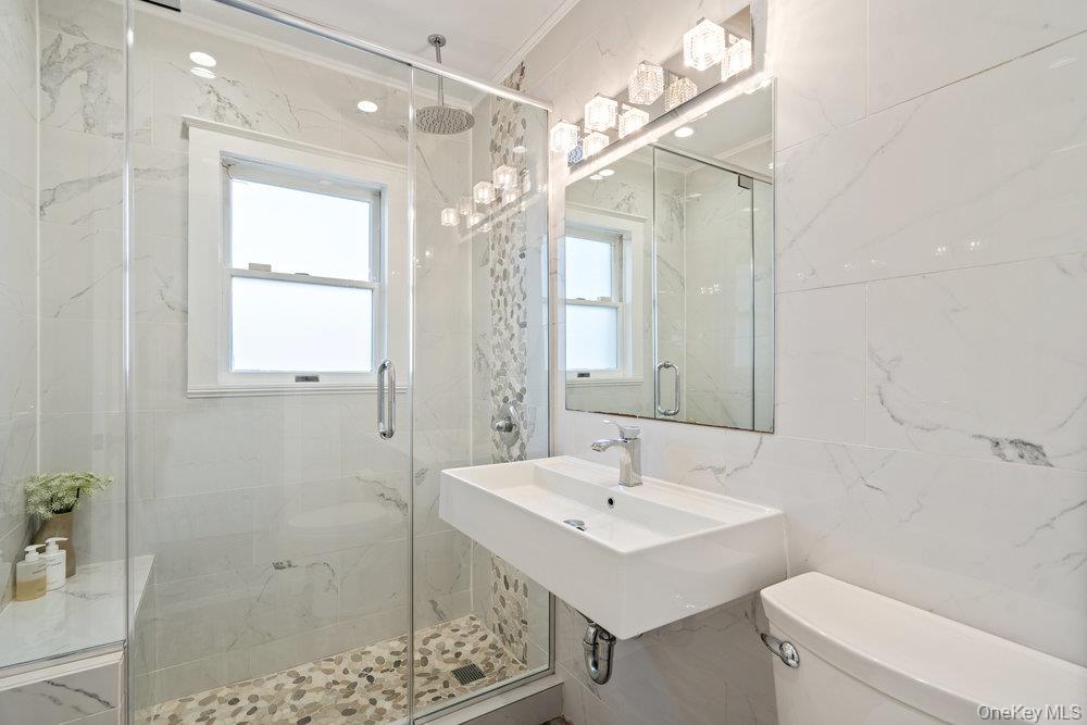 #20 photo, 116 Sperry Boulevard Boulevard, New Hyde Park , NY 11040