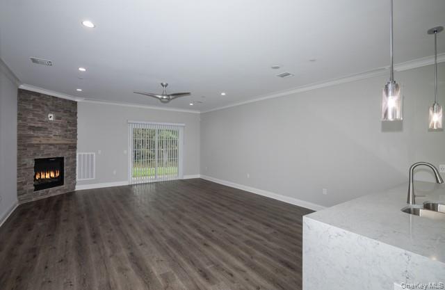 #6 photo, 63 Sunlight Walk, サフォーク郡 Holbrook , NY 11741