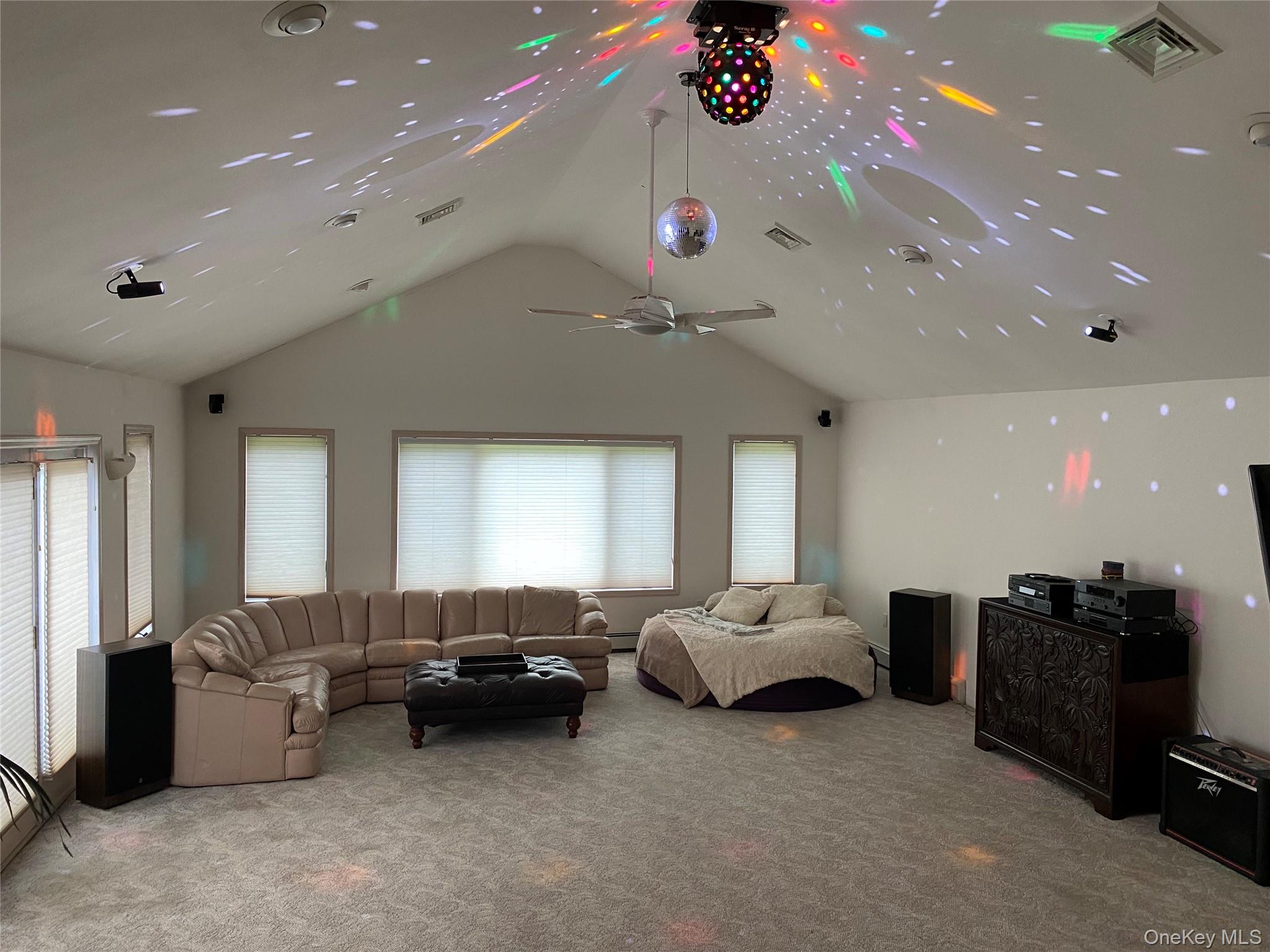 #11 photo, 6 Twilight Court, Melville , NY 11747