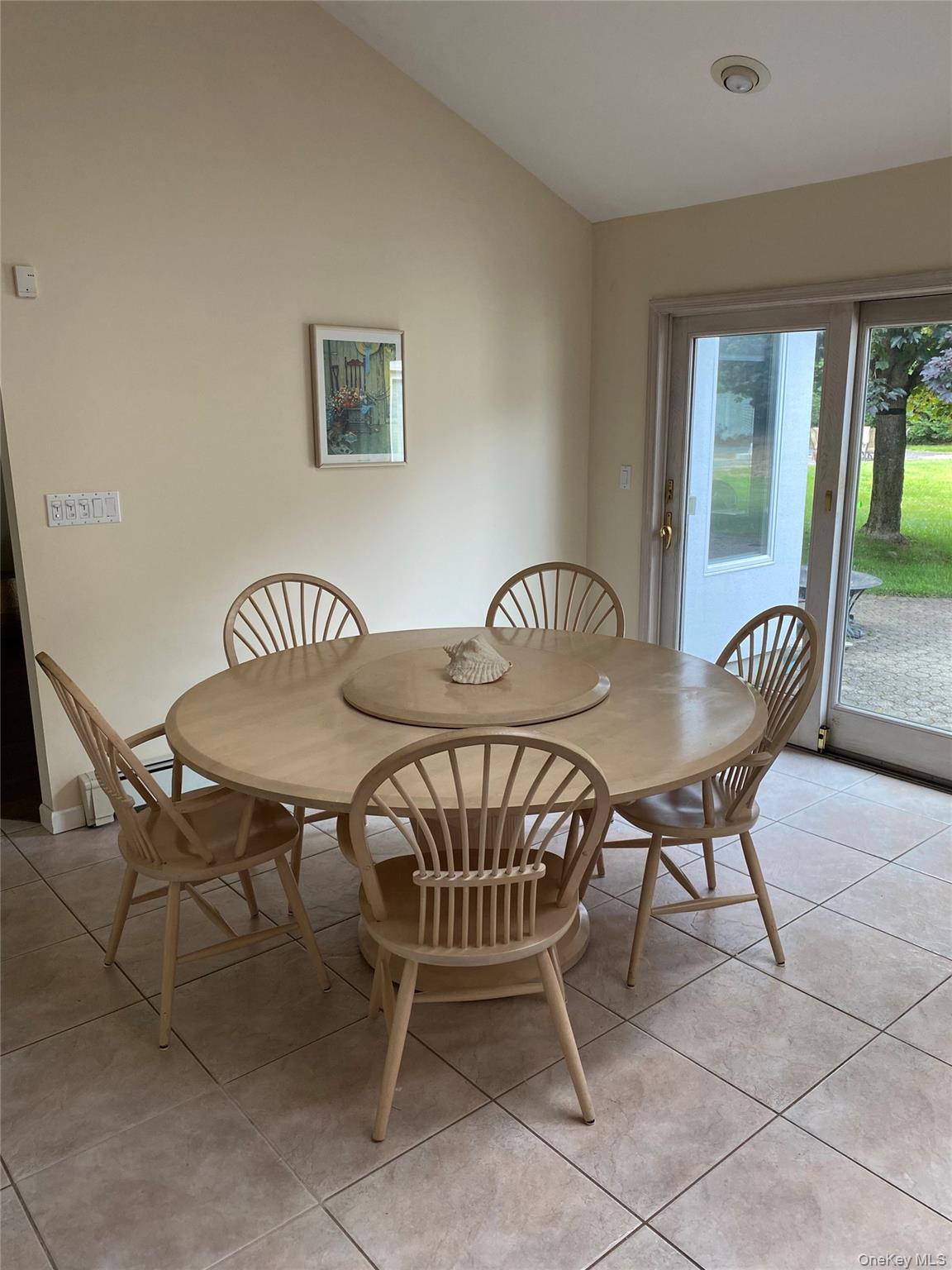 #7 photo, 6 Twilight Court, Melville , NY 11747