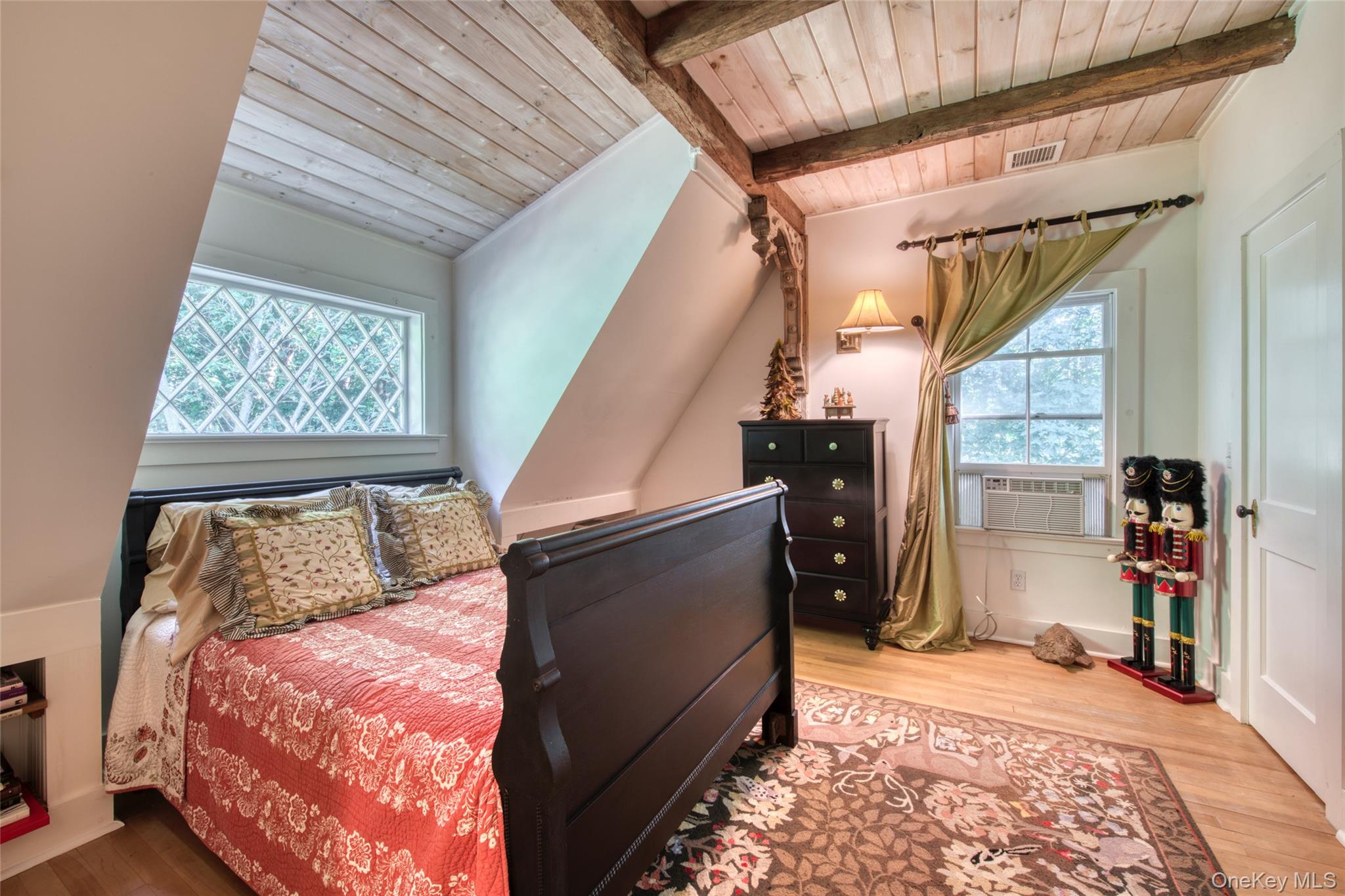 #12 photo, 240 August Lane, サフォーク郡 Greenport , NY 11944