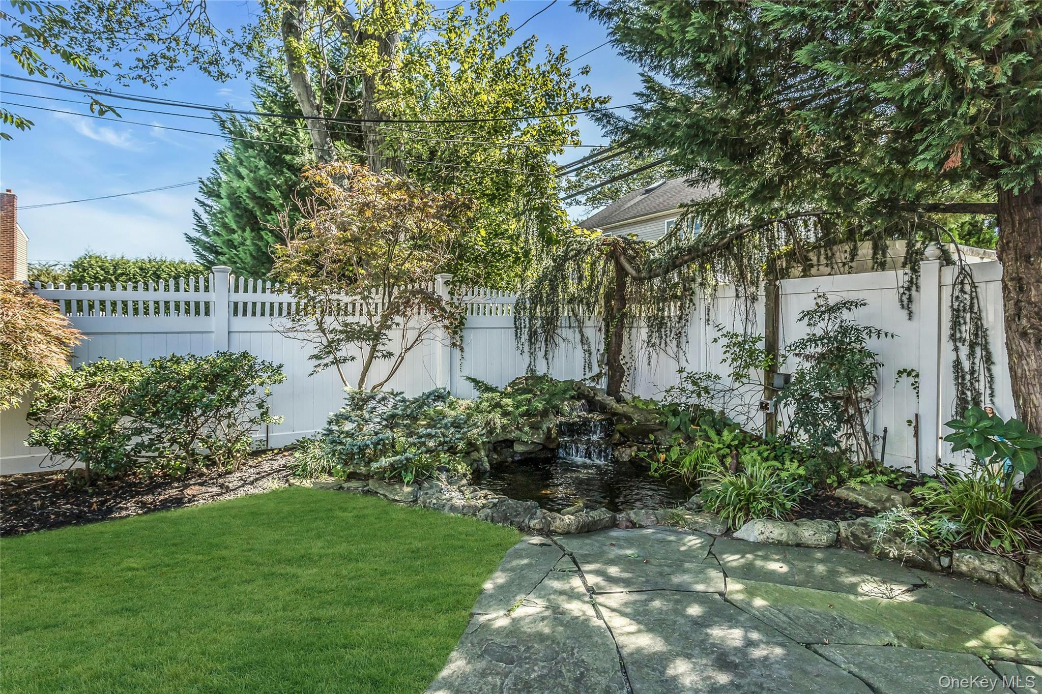 #17 photo, 791 Caryl Street, Franklin Square , NY 11010