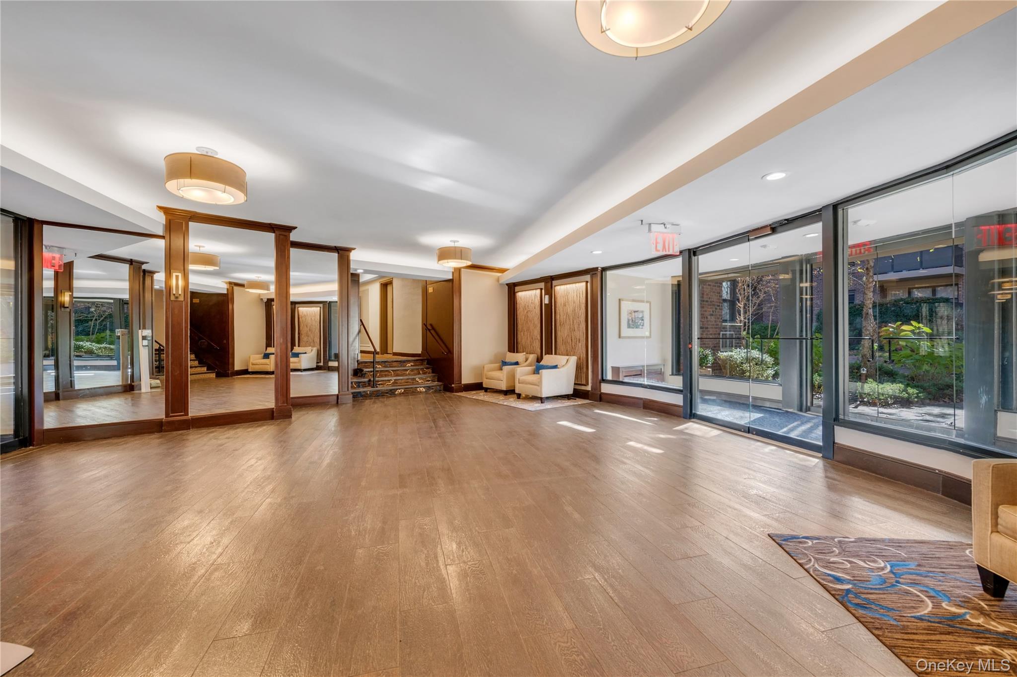 #12 photo, 50 Brompton Road, Great Neck , NY 11021