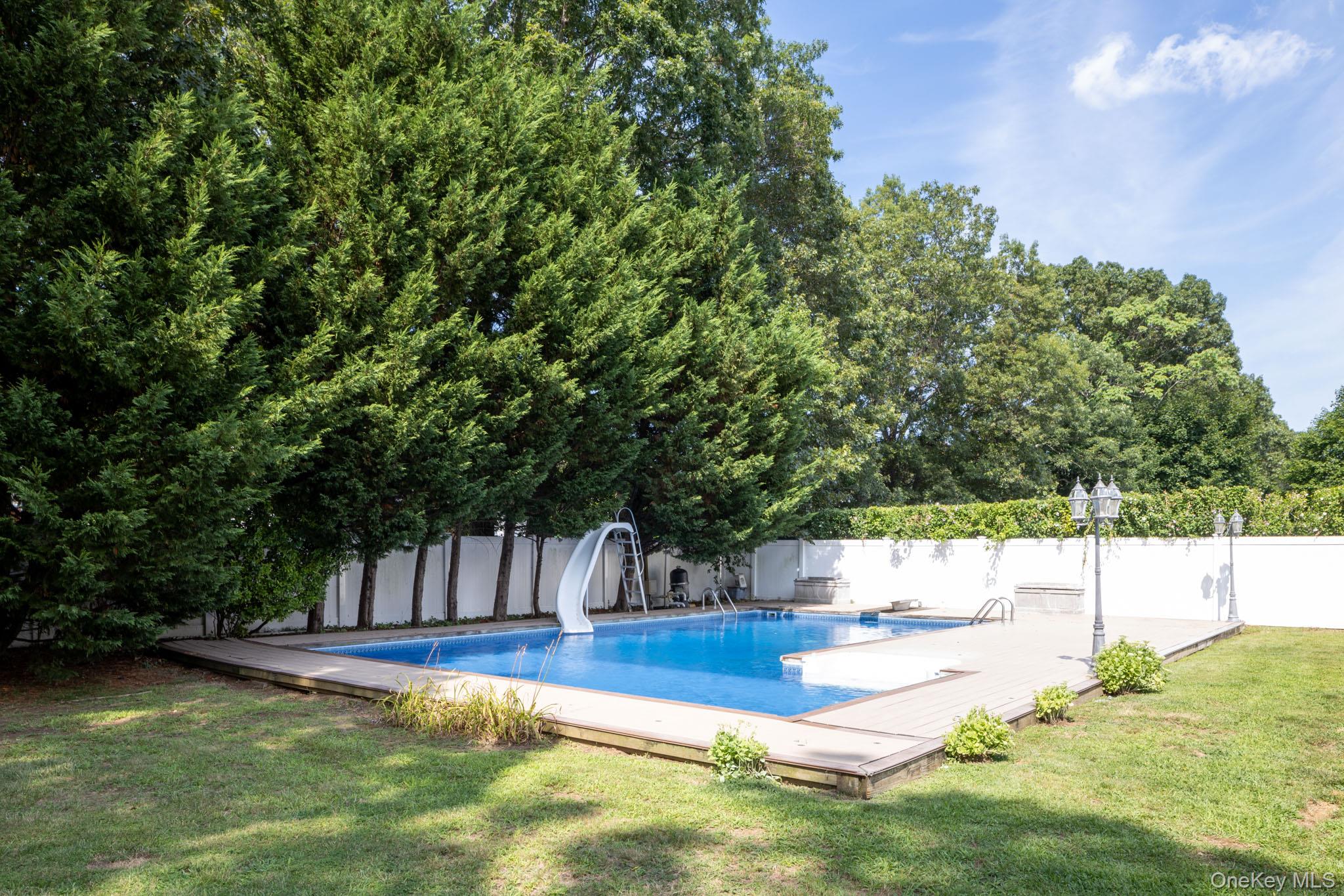 #5 photo, 1 Carman Lane, Nesconset , NY 11767