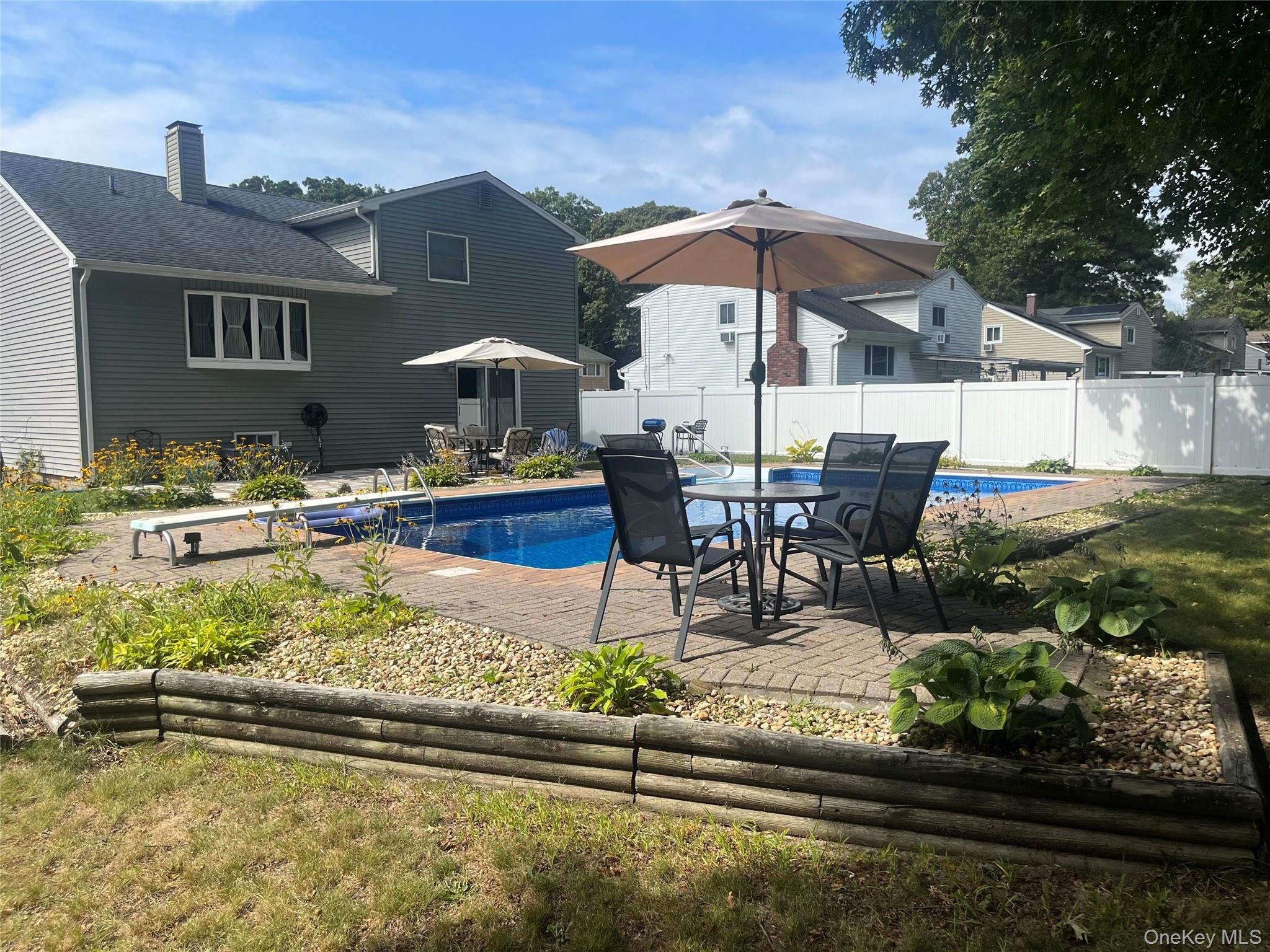 #19 photo, 149 Avenue C, Holbrook , NY 11741