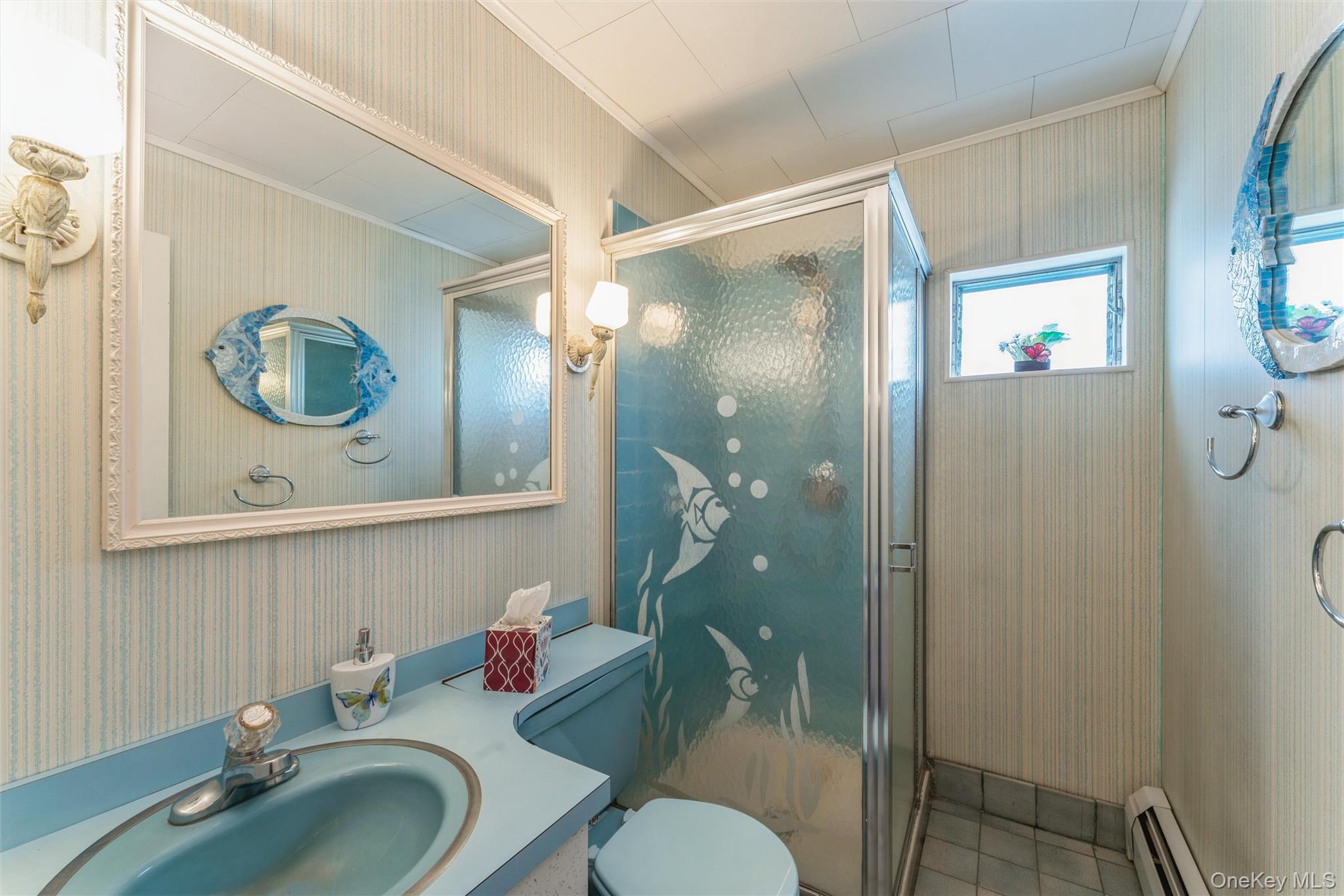 #15 photo, 596 Foch Boulevard, Williston Park , NY 11596