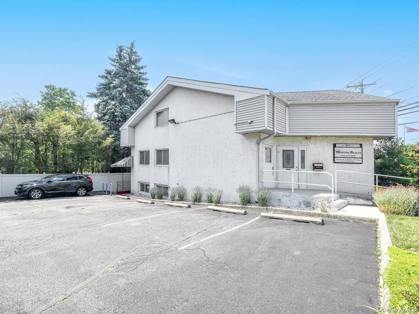 #11 photo, 811 Old Country Road, ナッソー郡 Plainview , NY 11803