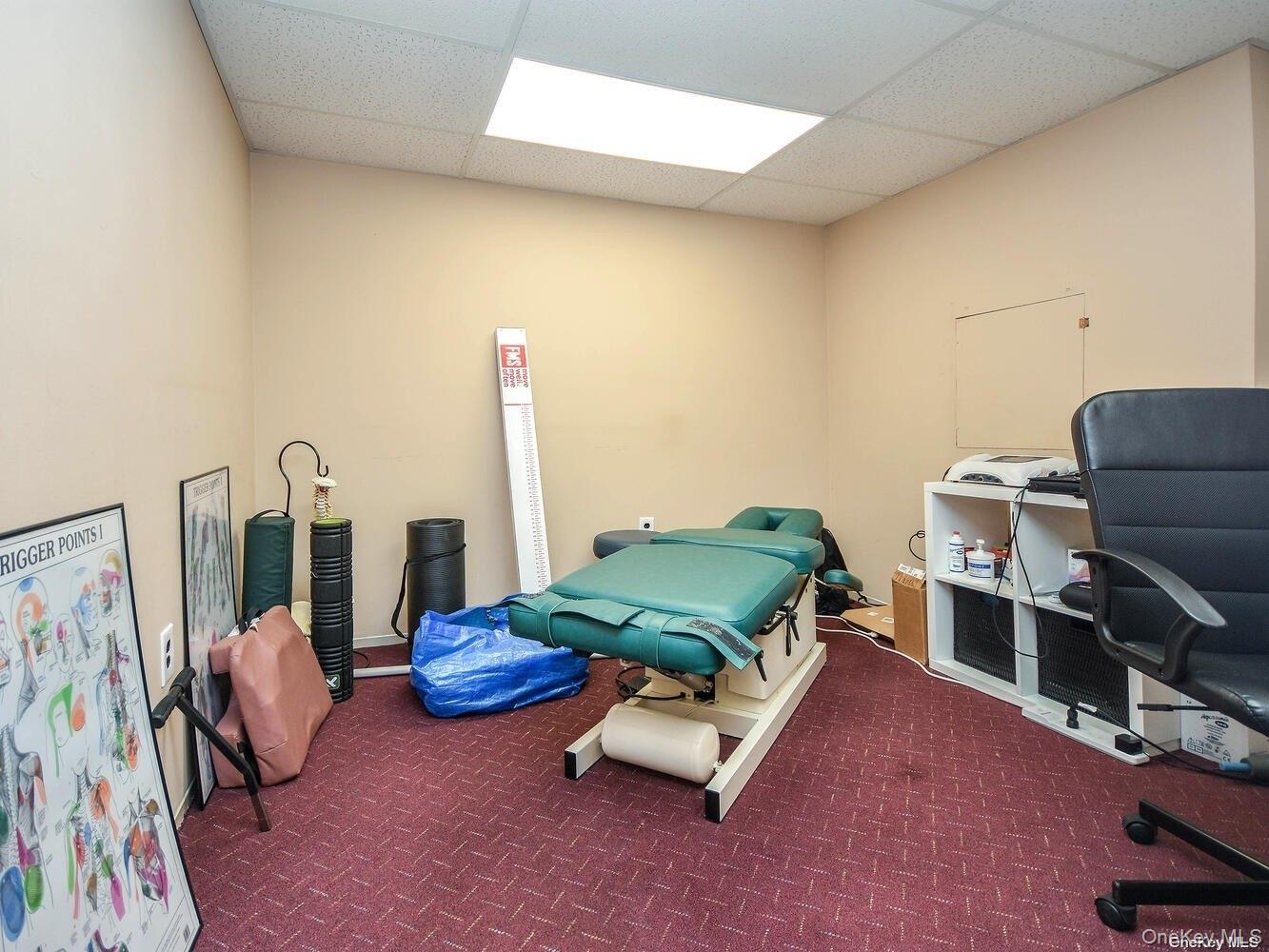 #7 photo, 811 Old Country Road, ナッソー郡 Plainview , NY 11803