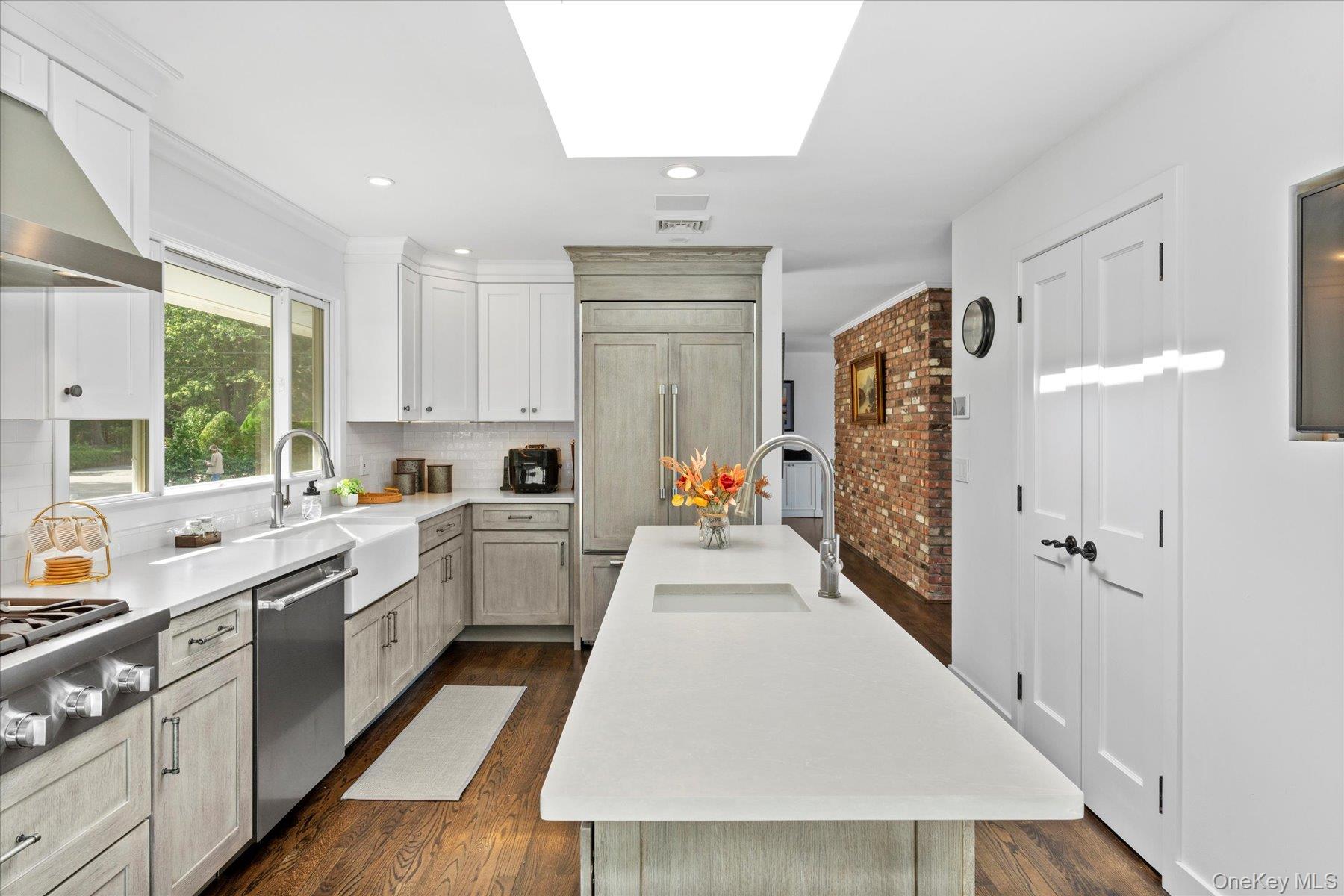 #10 photo, 1 Dolphin Way, サフォーク郡 Riverhead , NY 11901