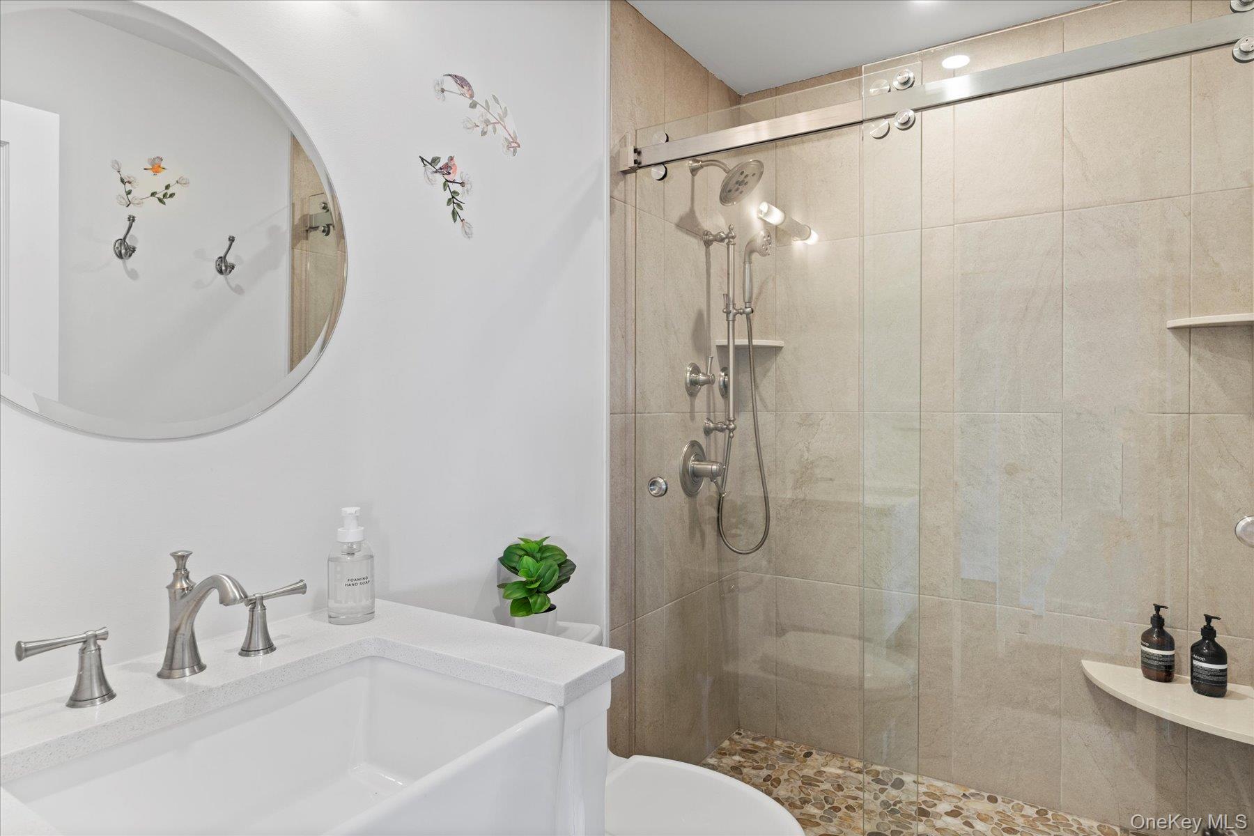 #19 photo, 1 Dolphin Way, サフォーク郡 Riverhead , NY 11901