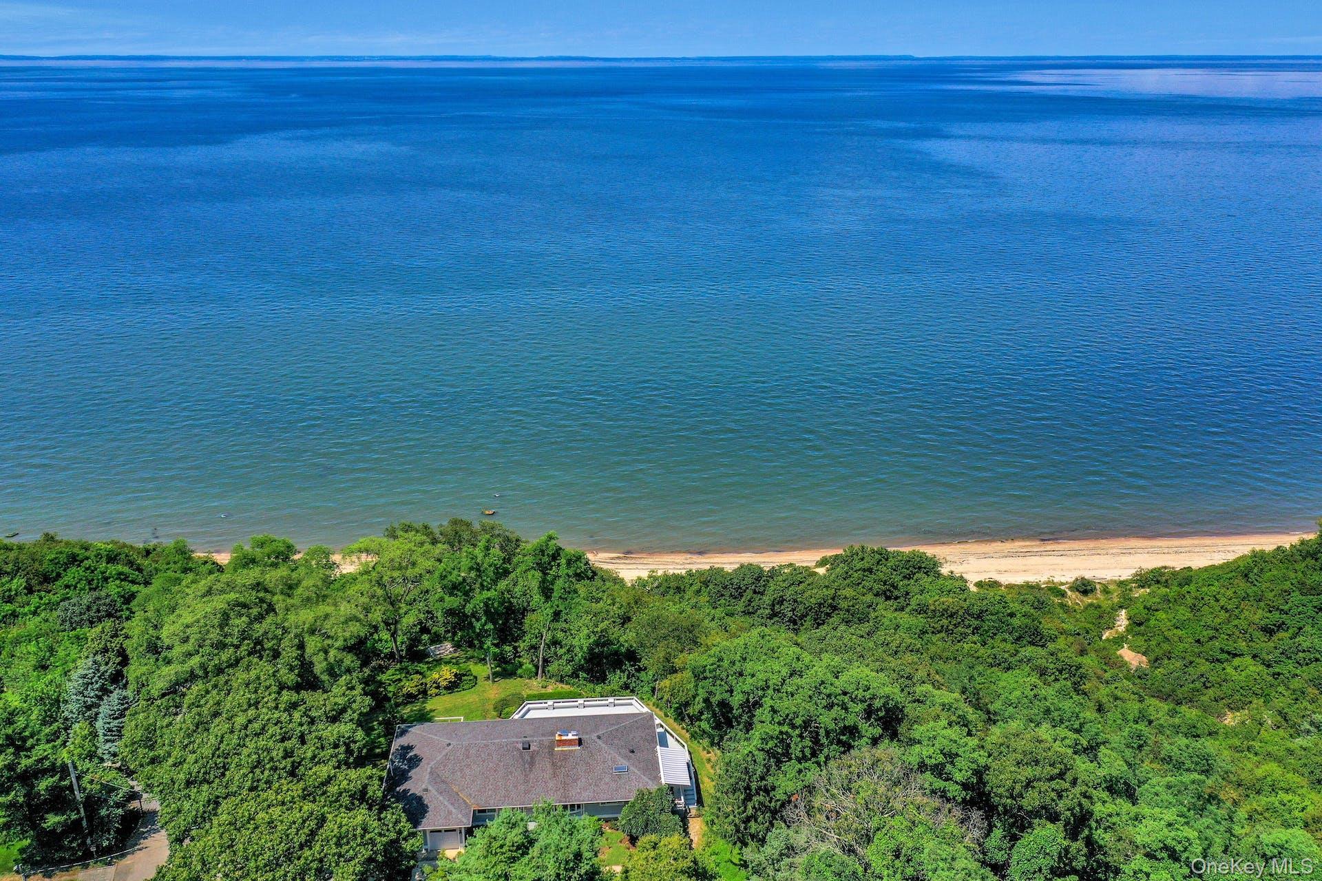 #3 photo, 1 Dolphin Way, サフォーク郡 Riverhead , NY 11901