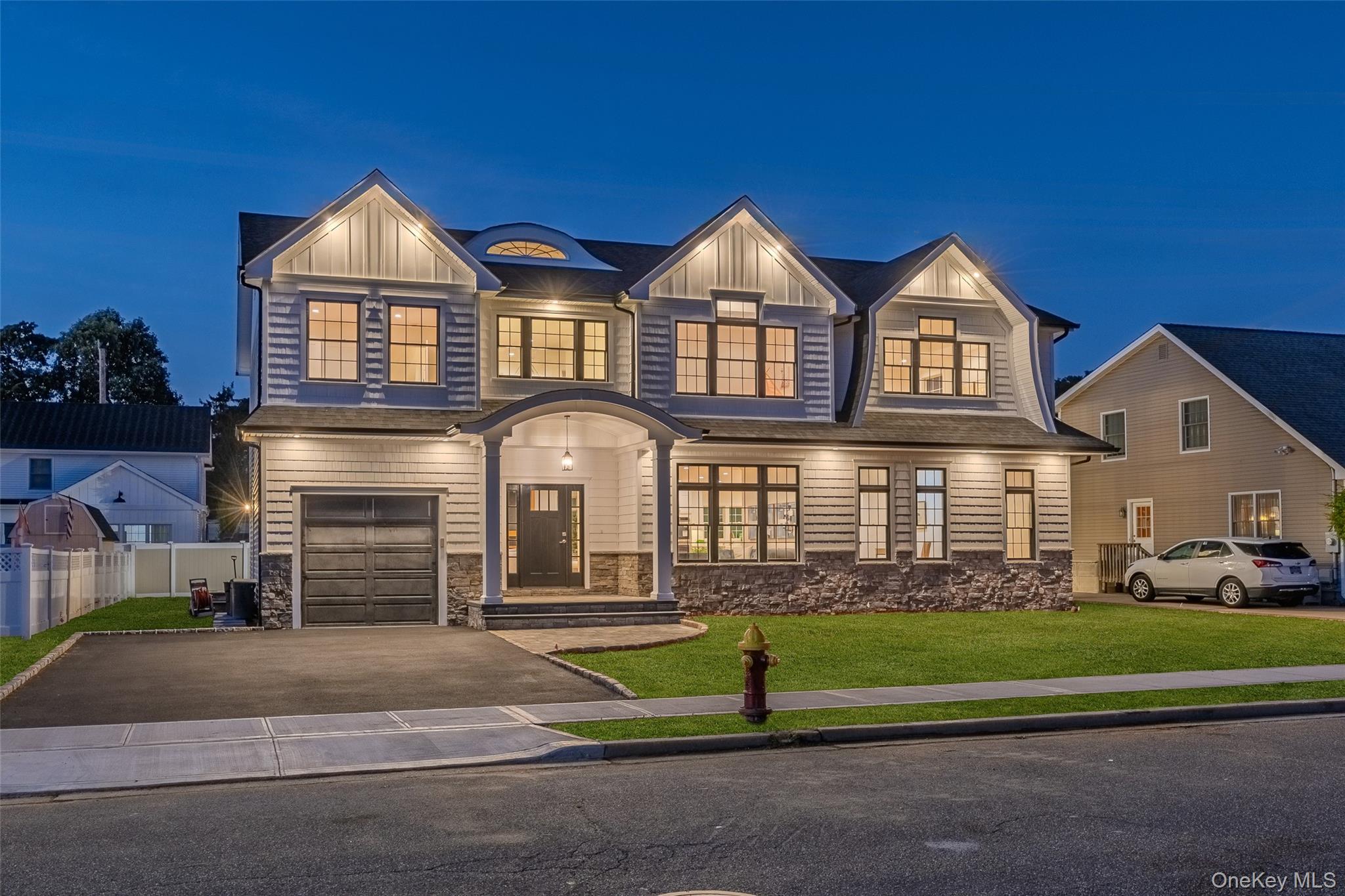 #1 photo, 3637 John Street, ナッソー郡 Wantagh , NY 11793