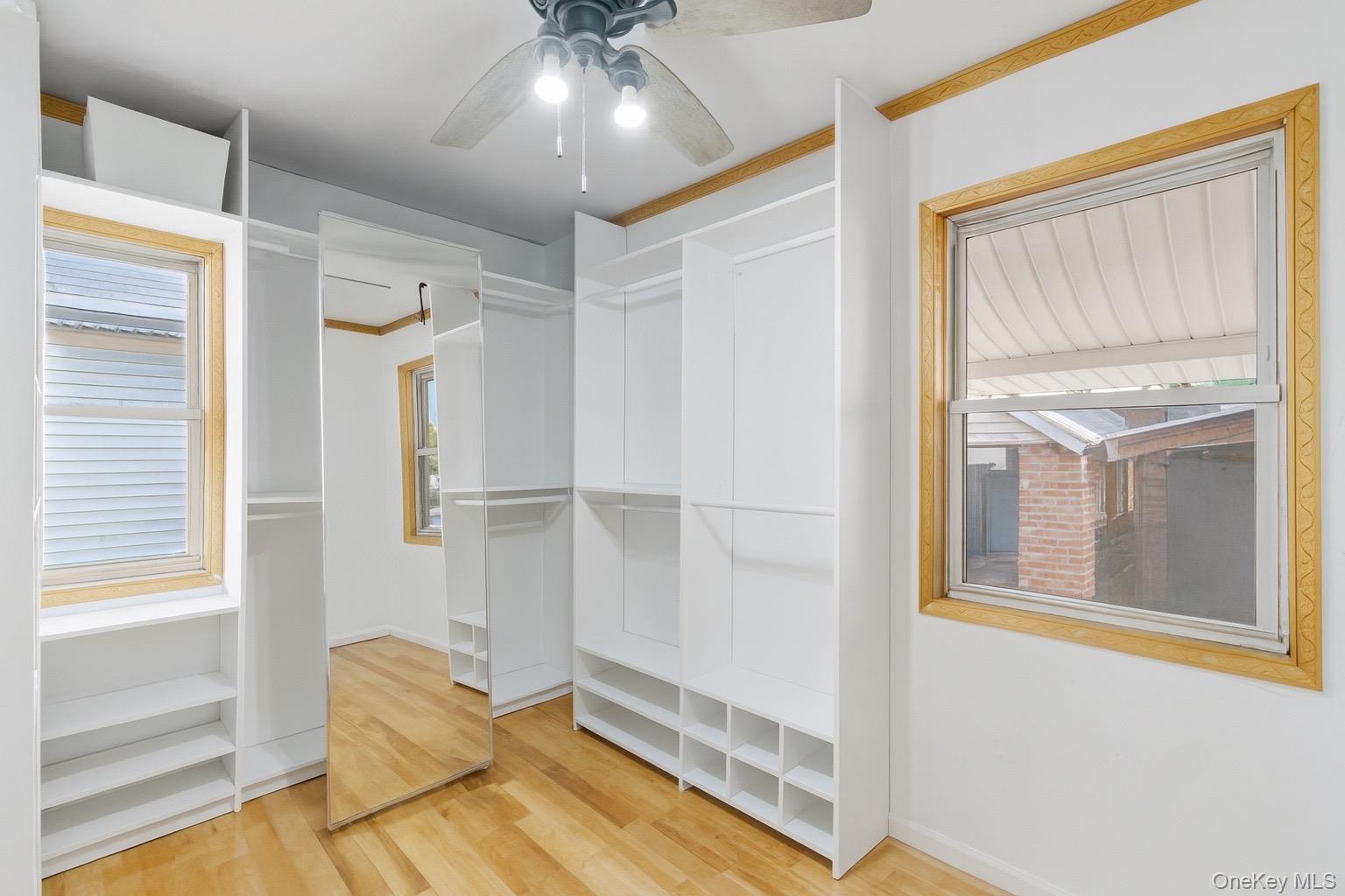 #10 photo, 104 N 7th Street, New Hyde Park , NY 11040