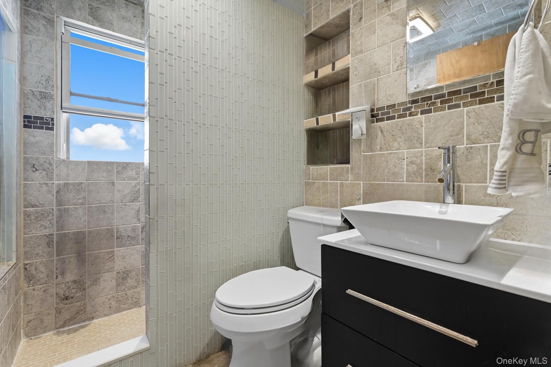 #13 photo, 104 N 7th Street, New Hyde Park , NY 11040