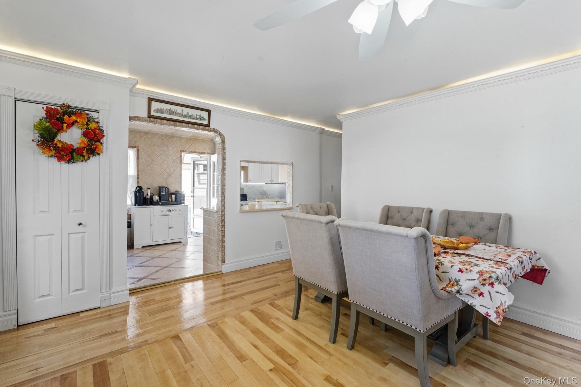 #5 photo, 104 N 7th Street, New Hyde Park , NY 11040