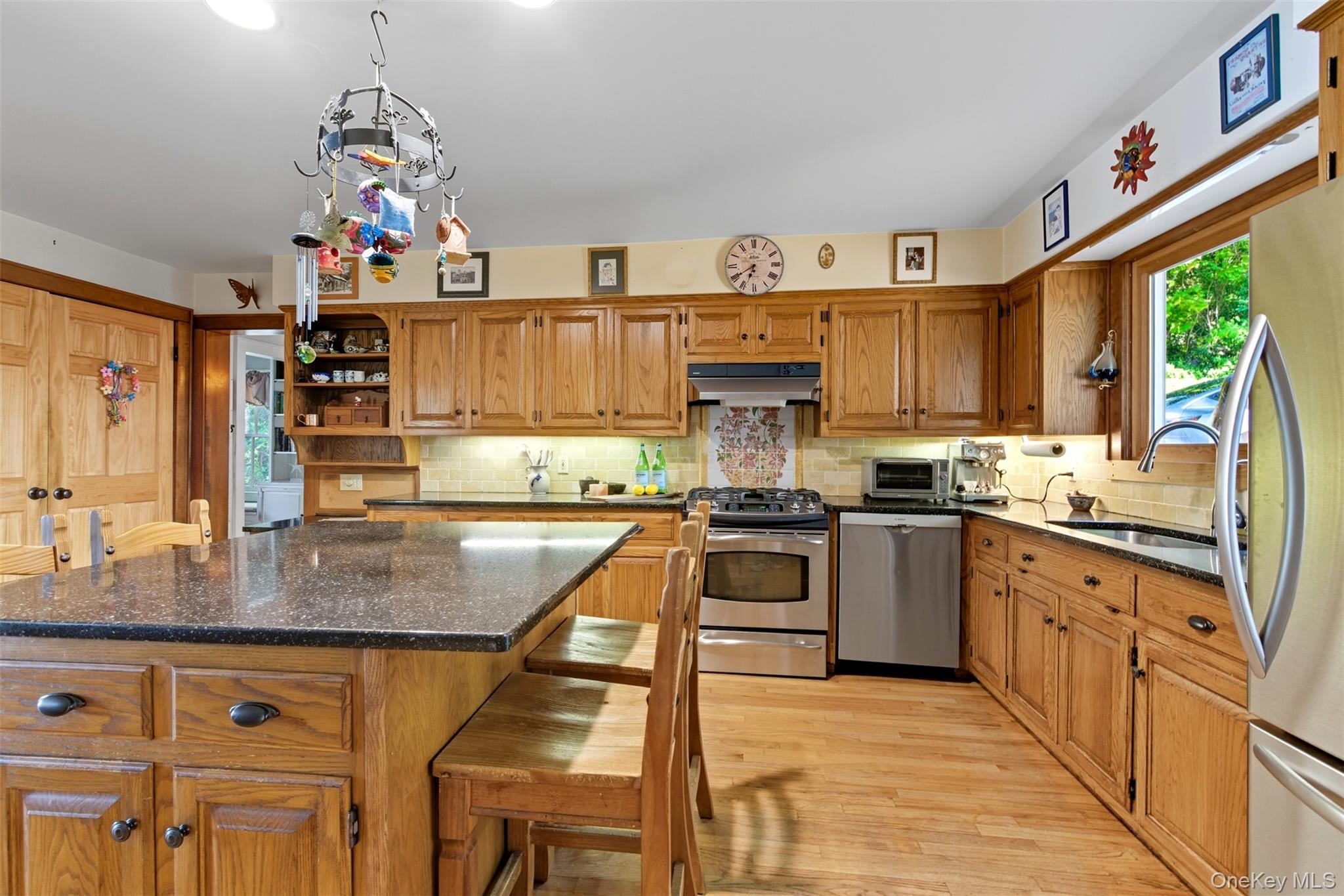 #14 photo, 68 East Shore Road, Huntington , NY 11743