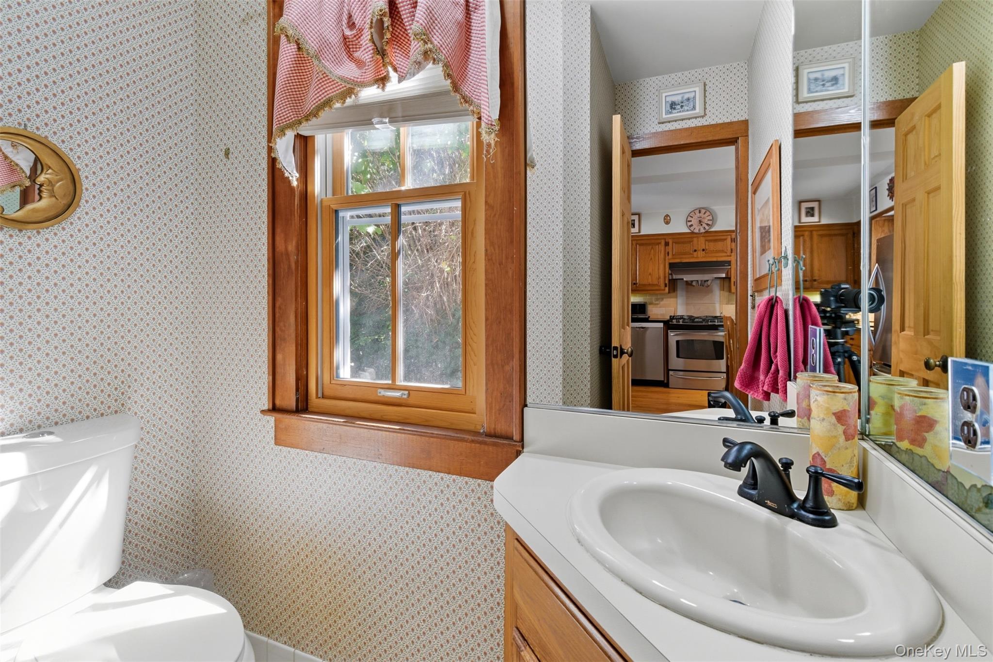 #15 photo, 68 East Shore Road, Huntington , NY 11743