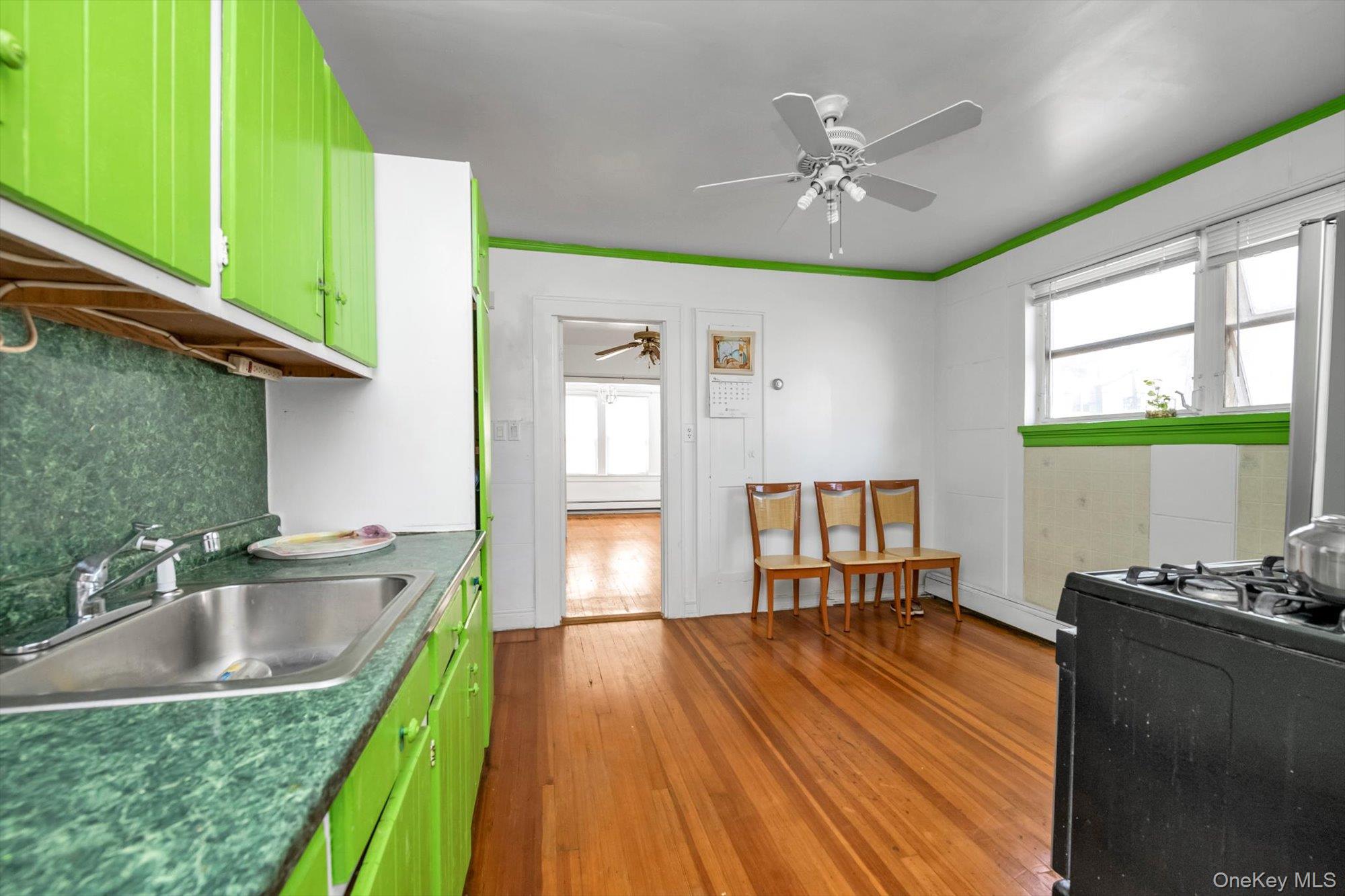 #5 photo, 12401 9 Ave, クイーンズ区 College Point , NY 11356