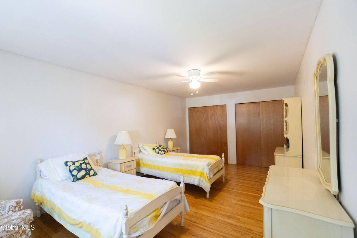 #17 photo, 8 Sawyer Place, Albany , NY 12208