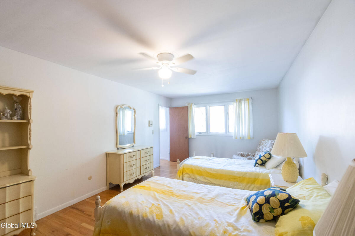 #18 photo, 8 Sawyer Place, Albany , NY 12208