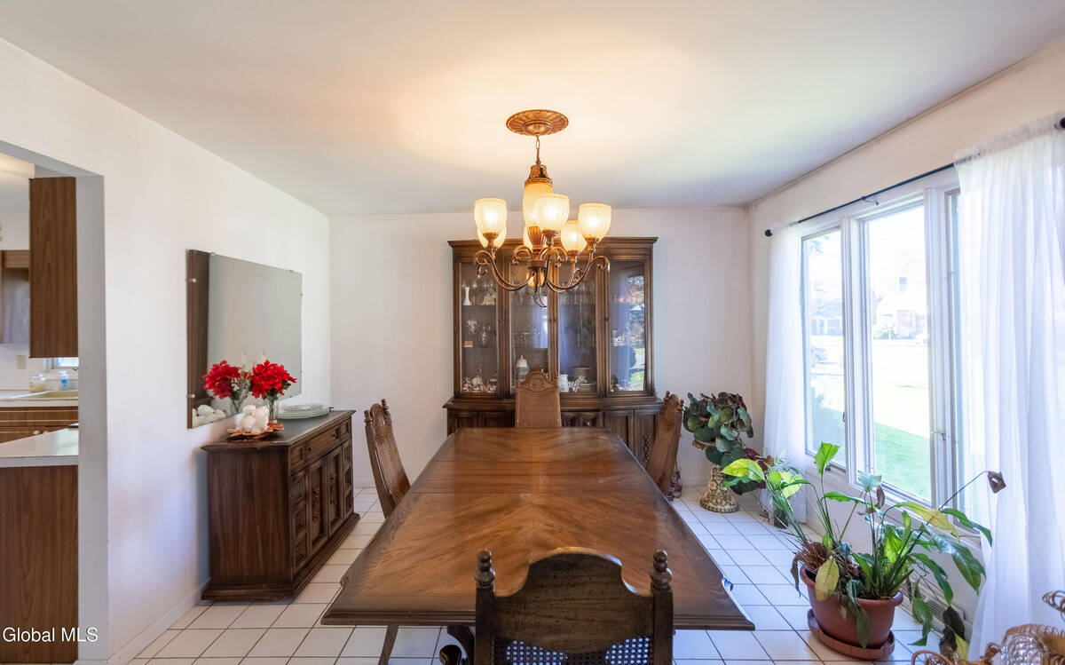 #6 photo, 8 Sawyer Place, Albany , NY 12208