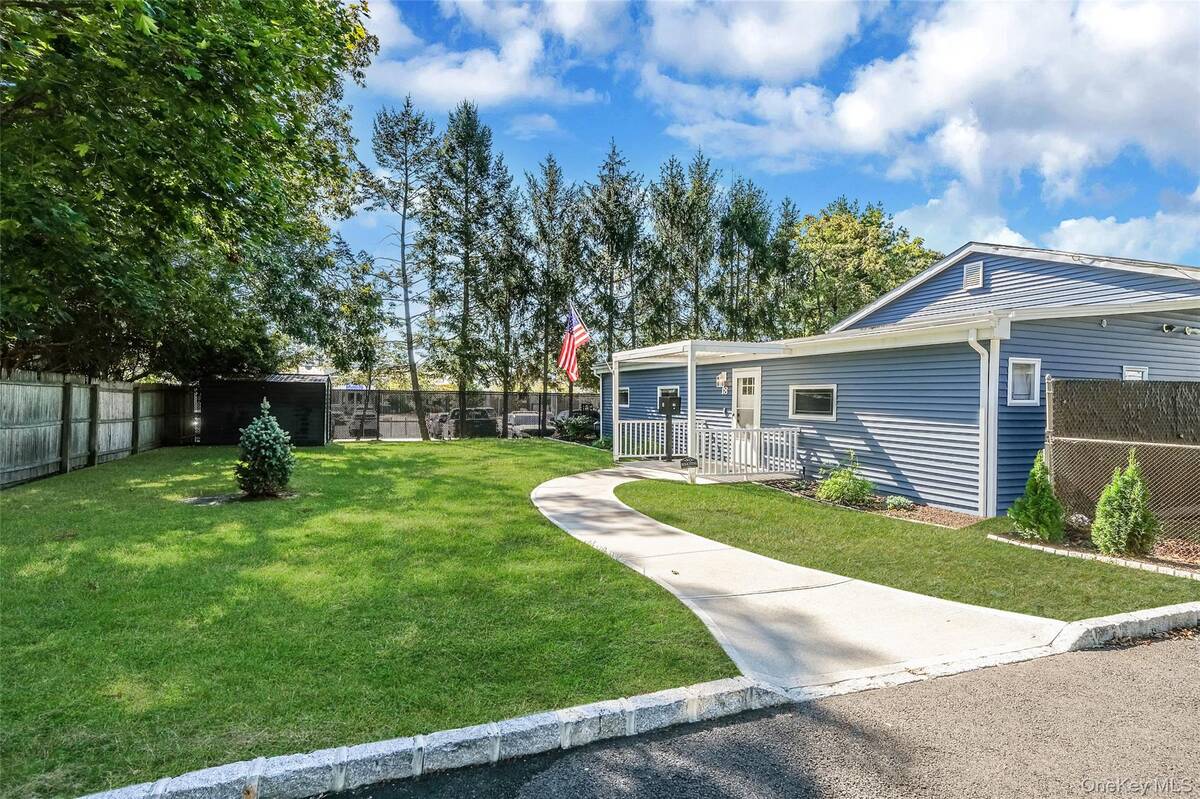 #3 photo, Third E Ldl Street, サフォーク郡 Patchogue , NY 11772