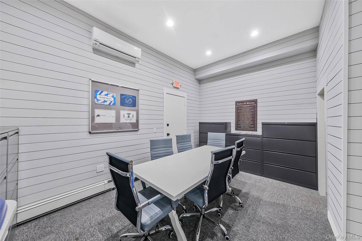 #34 photo, Third E Ldl Street, サフォーク郡 Patchogue , NY 11772