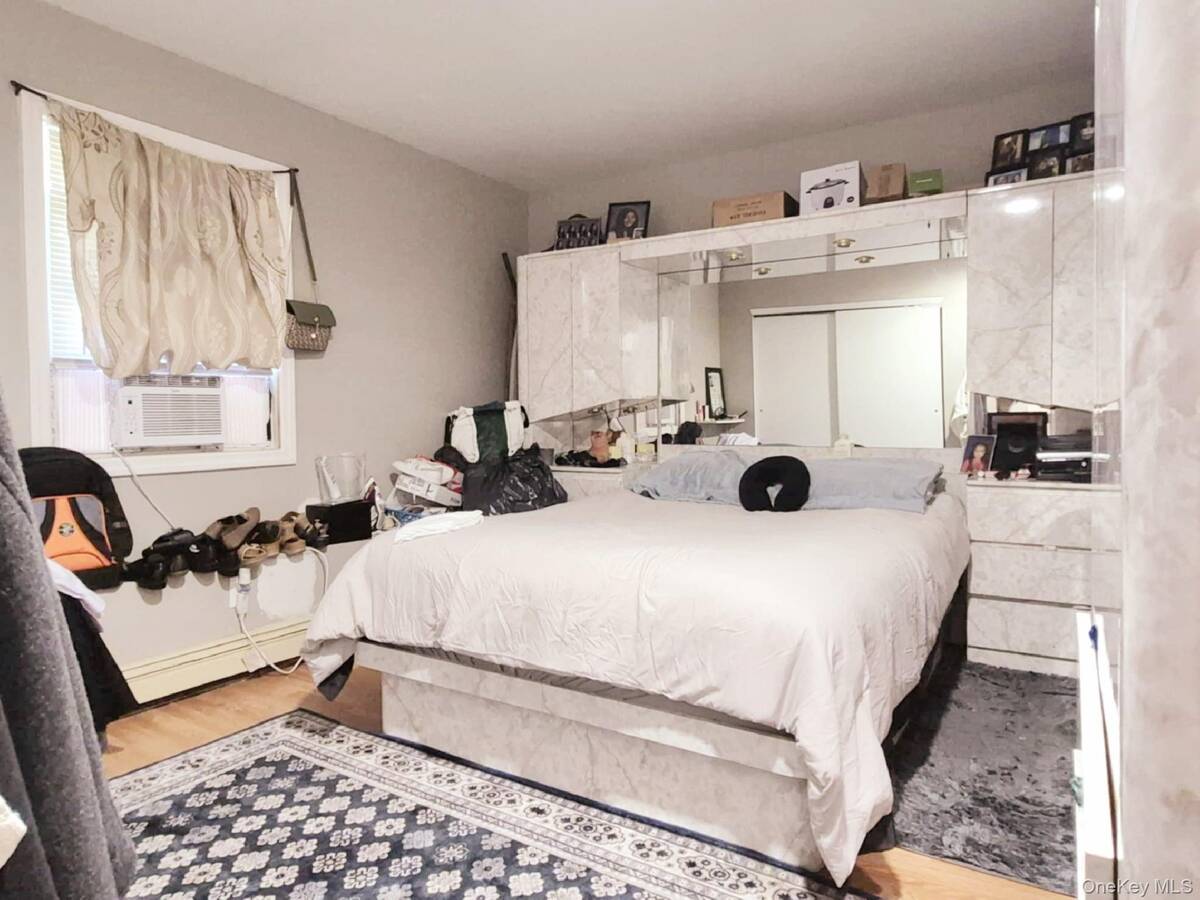 #15 photo, 40 Pauls Path, Coram , NY 11727