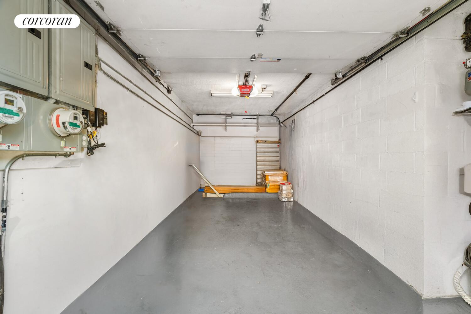 #13 photo, 39-11 50TH Street, Sunnyside , NY 11377