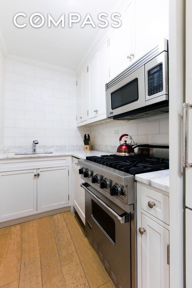 #4 photo, 249 E 48th Street, マンハッタン Midtown East , NY 10017