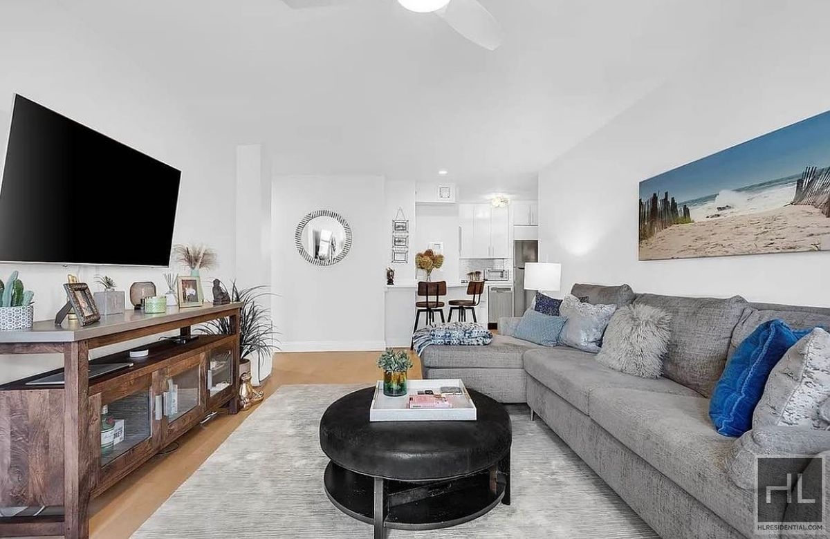 #2 photo, 160 E 27th Street, Murray Hill , NY 10016