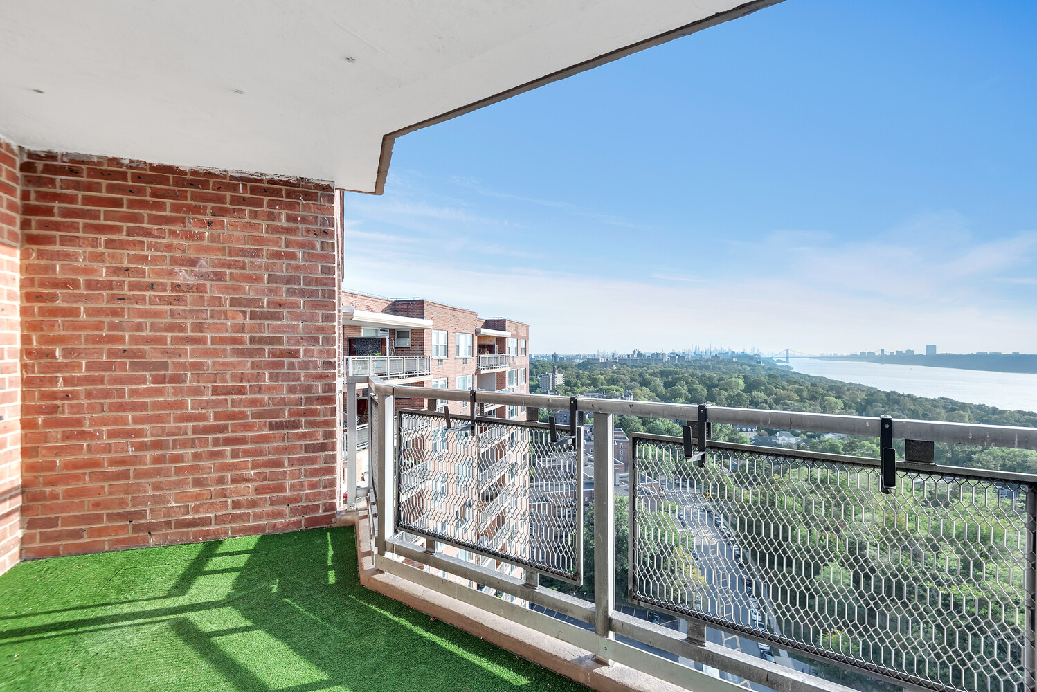 #4 photo, 5700 ARLINGTON Avenue, ブロンクス区 North Riverdale , NY 10471