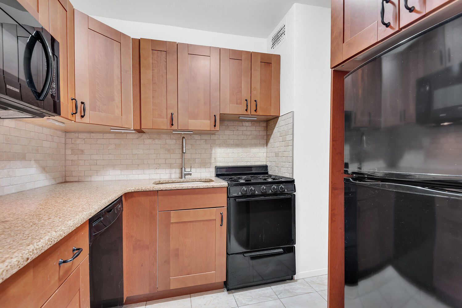 #7 photo, 5700 ARLINGTON Avenue, ブロンクス区 North Riverdale , NY 10471