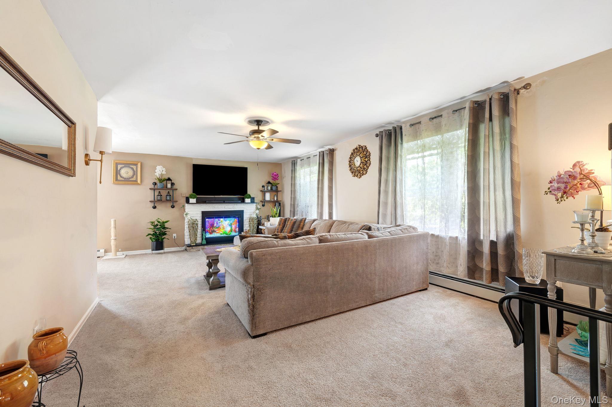 #11 photo, 6 Farmstead Road, New Windsor , NY 12553