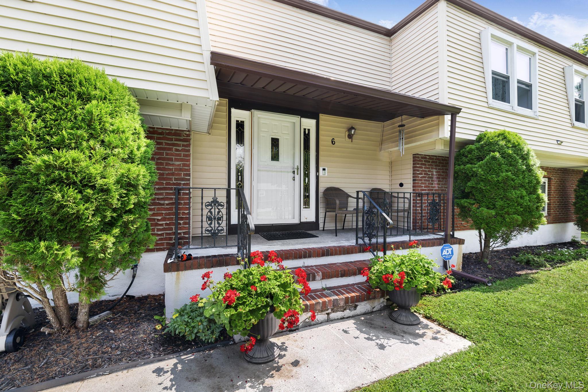 #2 photo, 6 Farmstead Road, New Windsor , NY 12553