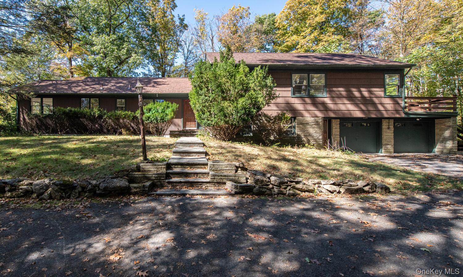 #1 photo, 19 Ridgeview Road, Poughkeepsie , NY 12603