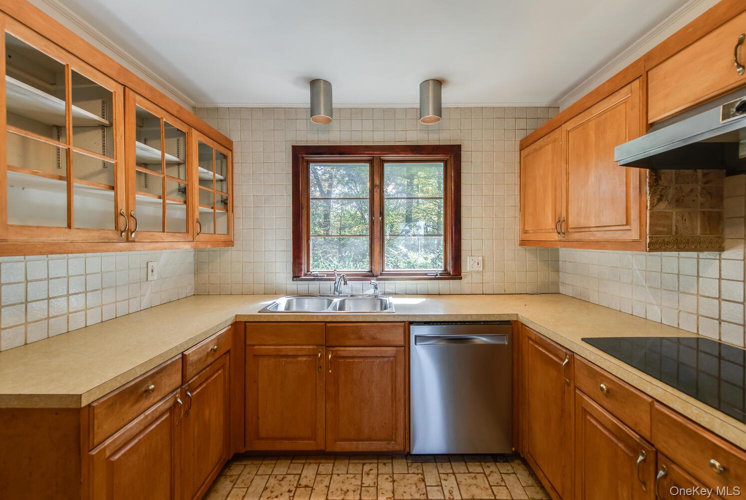 #14 photo, 19 Ridgeview Road, Poughkeepsie , NY 12603