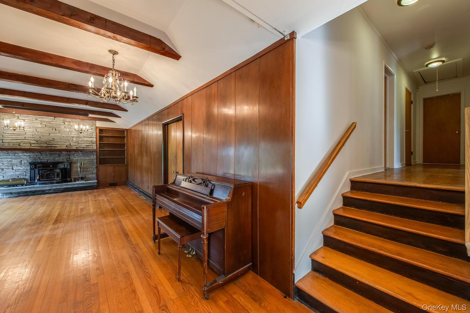 #5 photo, 19 Ridgeview Road, Poughkeepsie , NY 12603