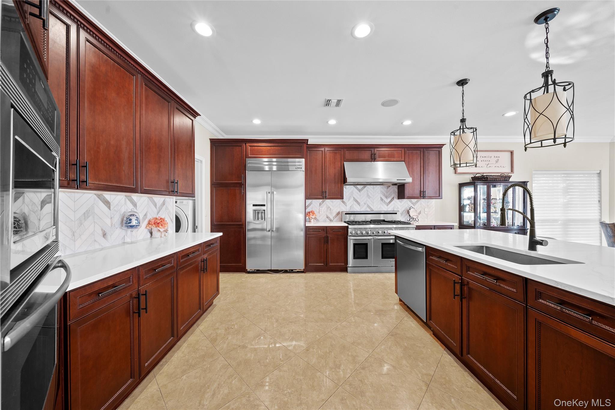 #12 photo, 77 Hamlet Drive, サフォーク郡 Mount Sinai , NY 11766