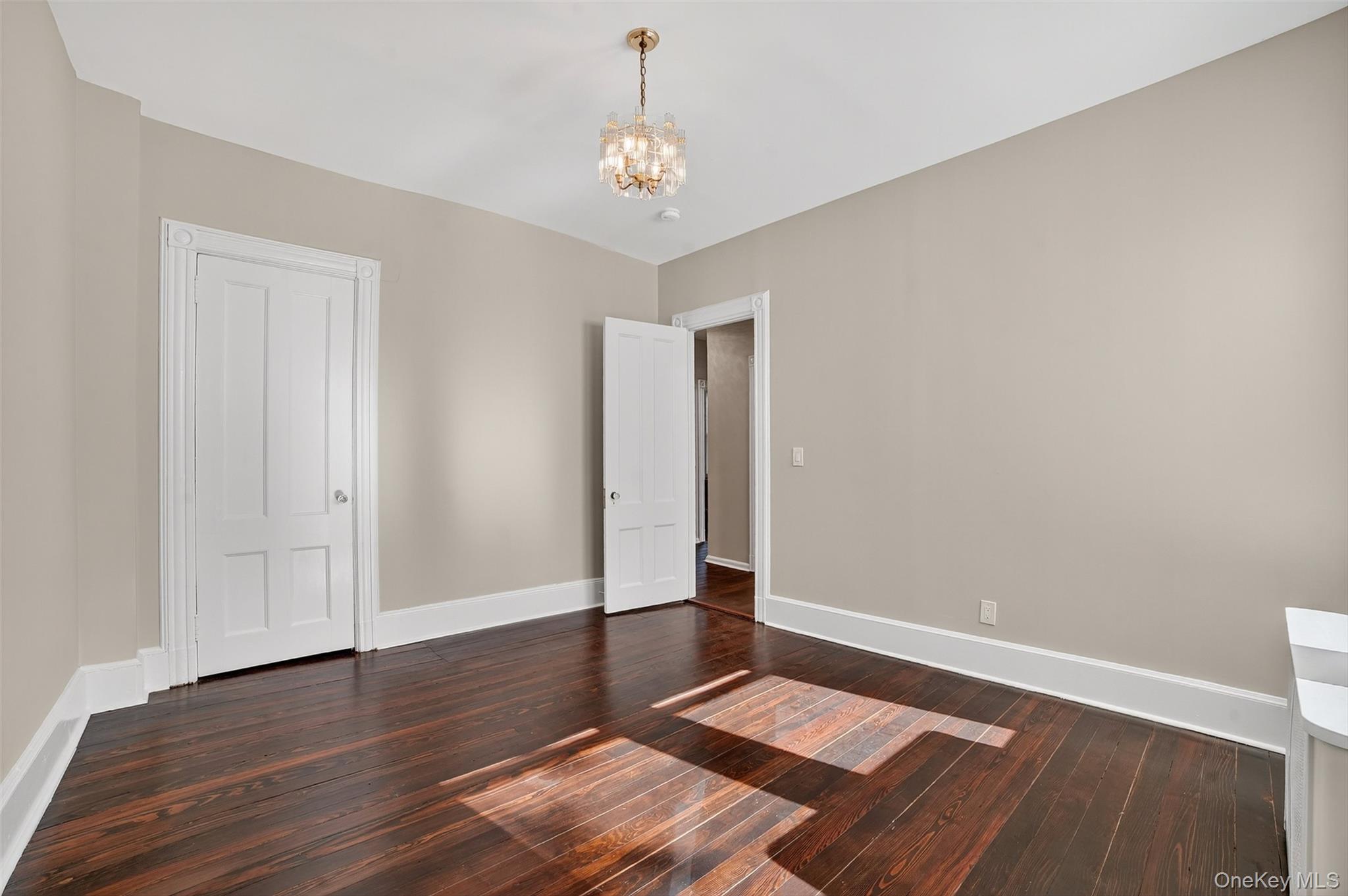 #19 photo, 81 Woodland Avenue, New Rochelle , NY 10805