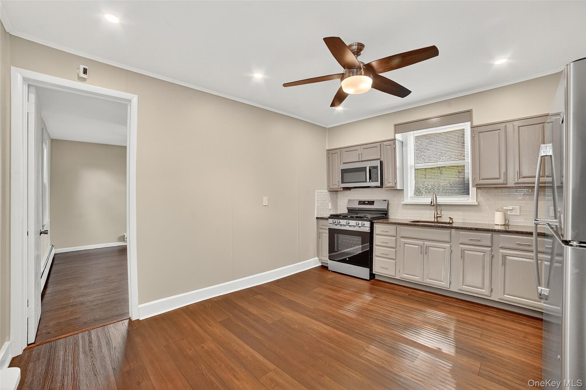 #9 photo, 81 Woodland Avenue, New Rochelle , NY 10805