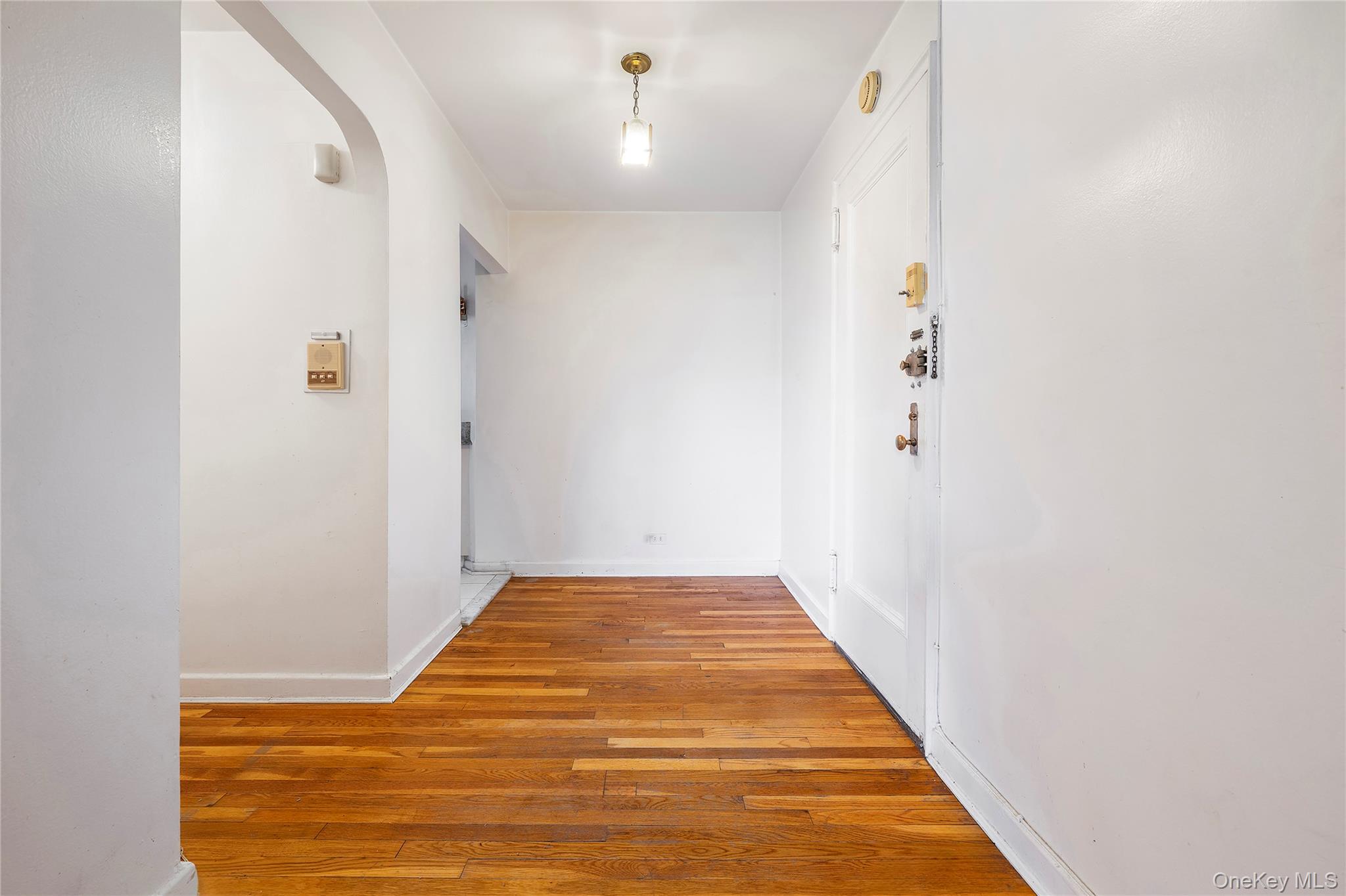 #3 photo, 72-81 113th Street, Forest Hills , NY 11375