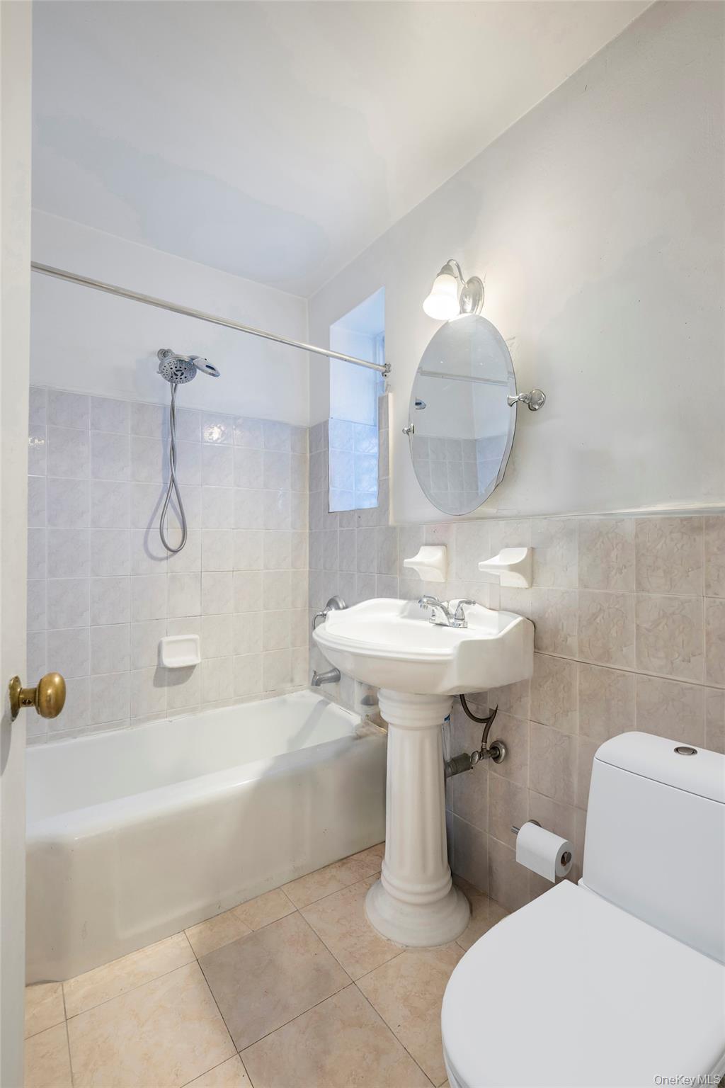 #6 photo, 72-81 113th Street, Forest Hills , NY 11375