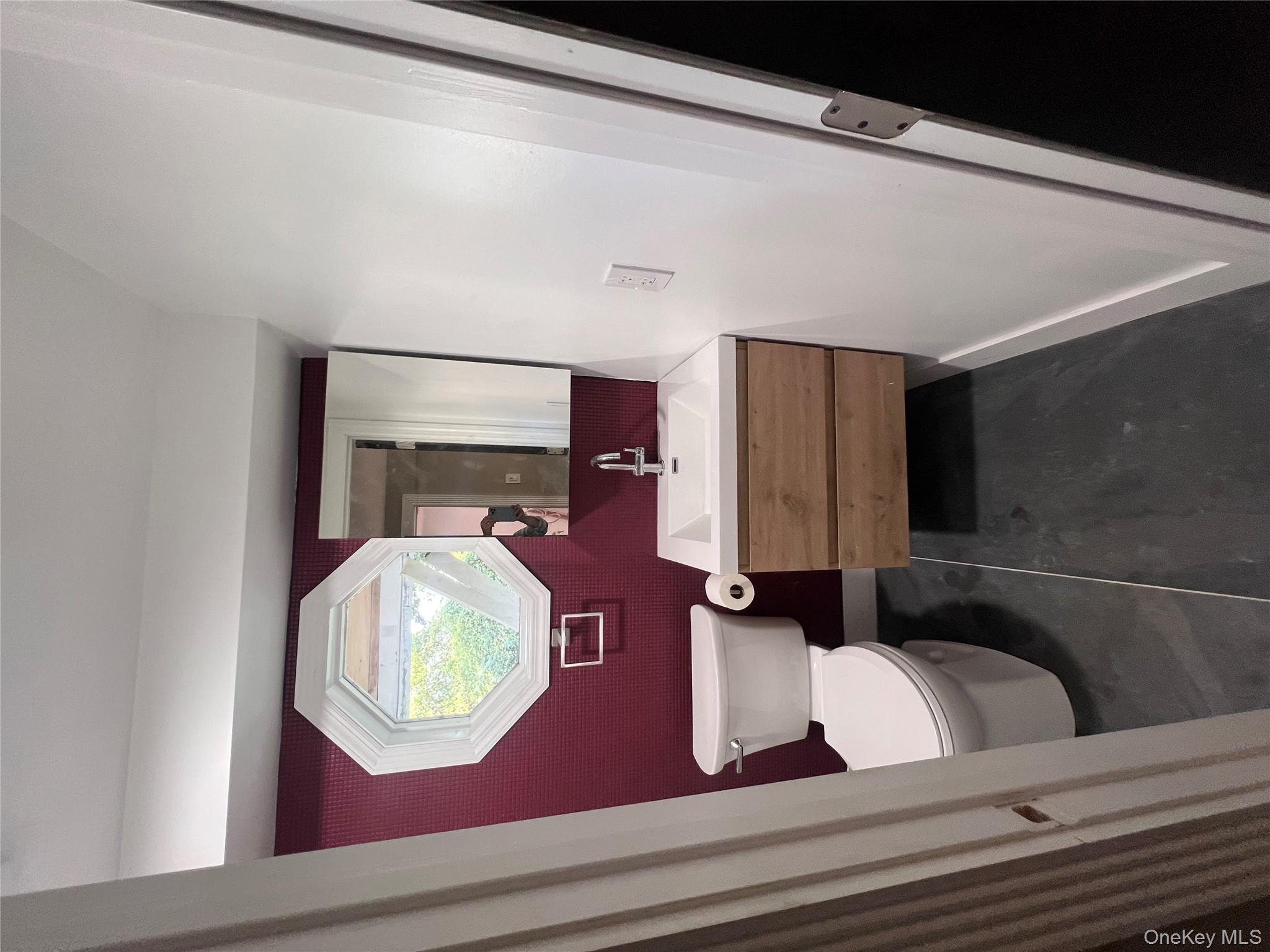 #8 photo, 39 Grand Street, Marlboro , NY 12542