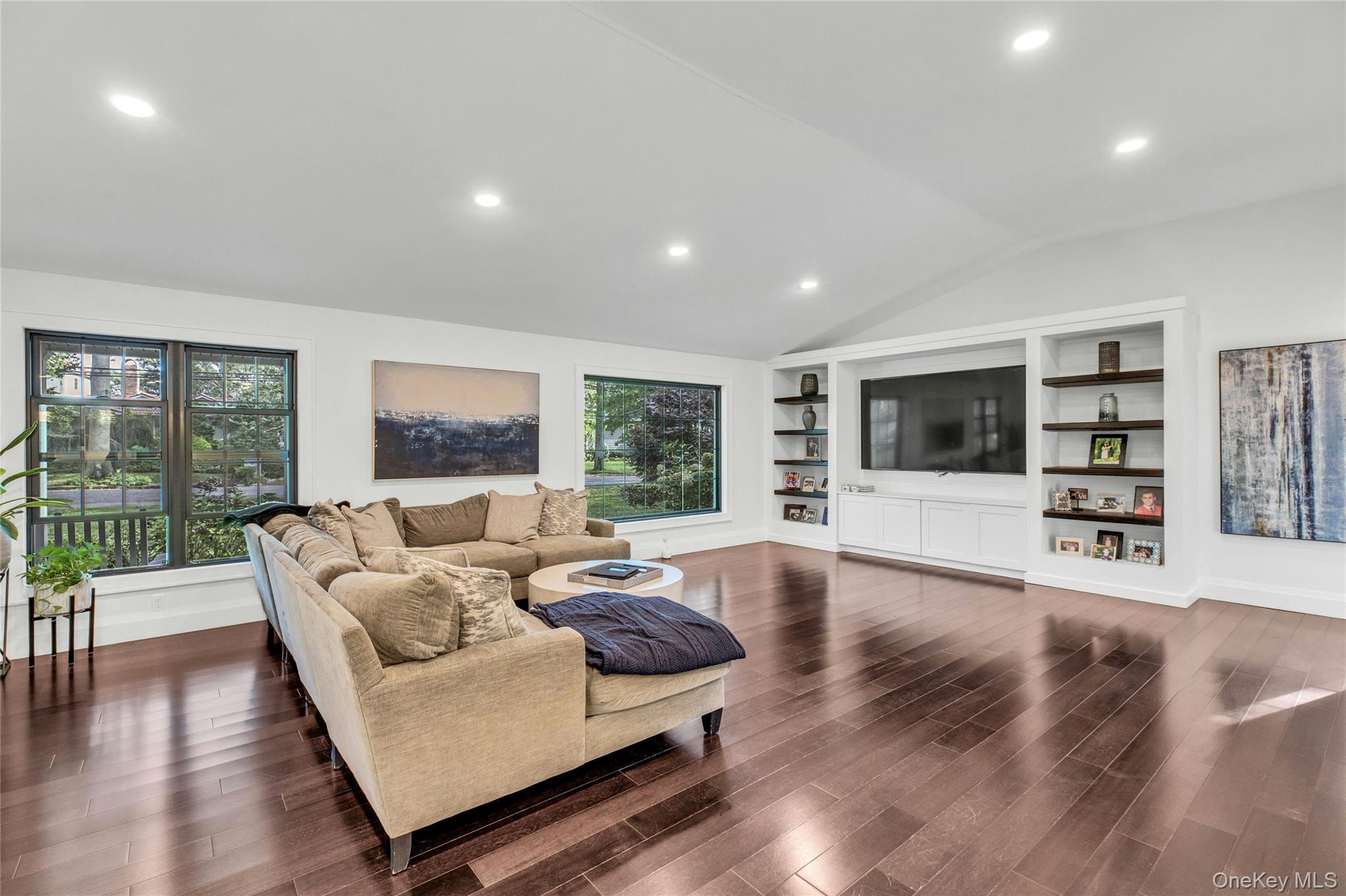 #17 photo, 4 Treeview Drive, サフォーク郡 Melville , NY 11747