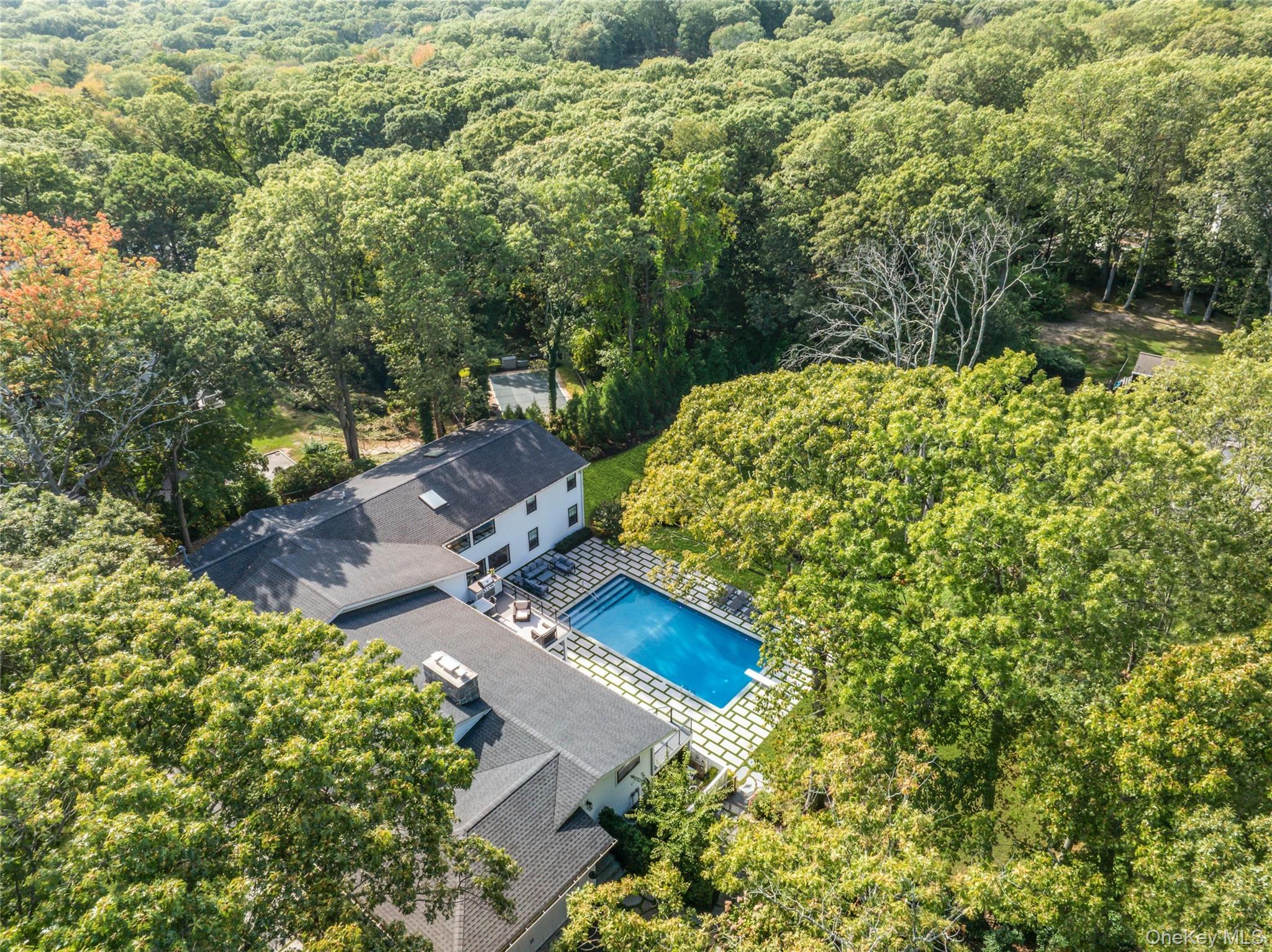 #3 photo, 4 Treeview Drive, サフォーク郡 Melville , NY 11747