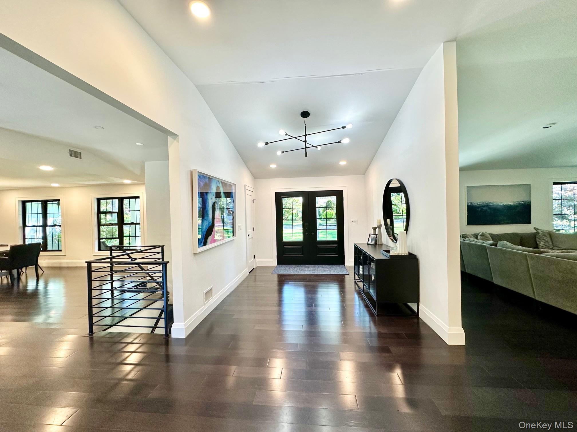 #7 photo, 4 Treeview Drive, サフォーク郡 Melville , NY 11747