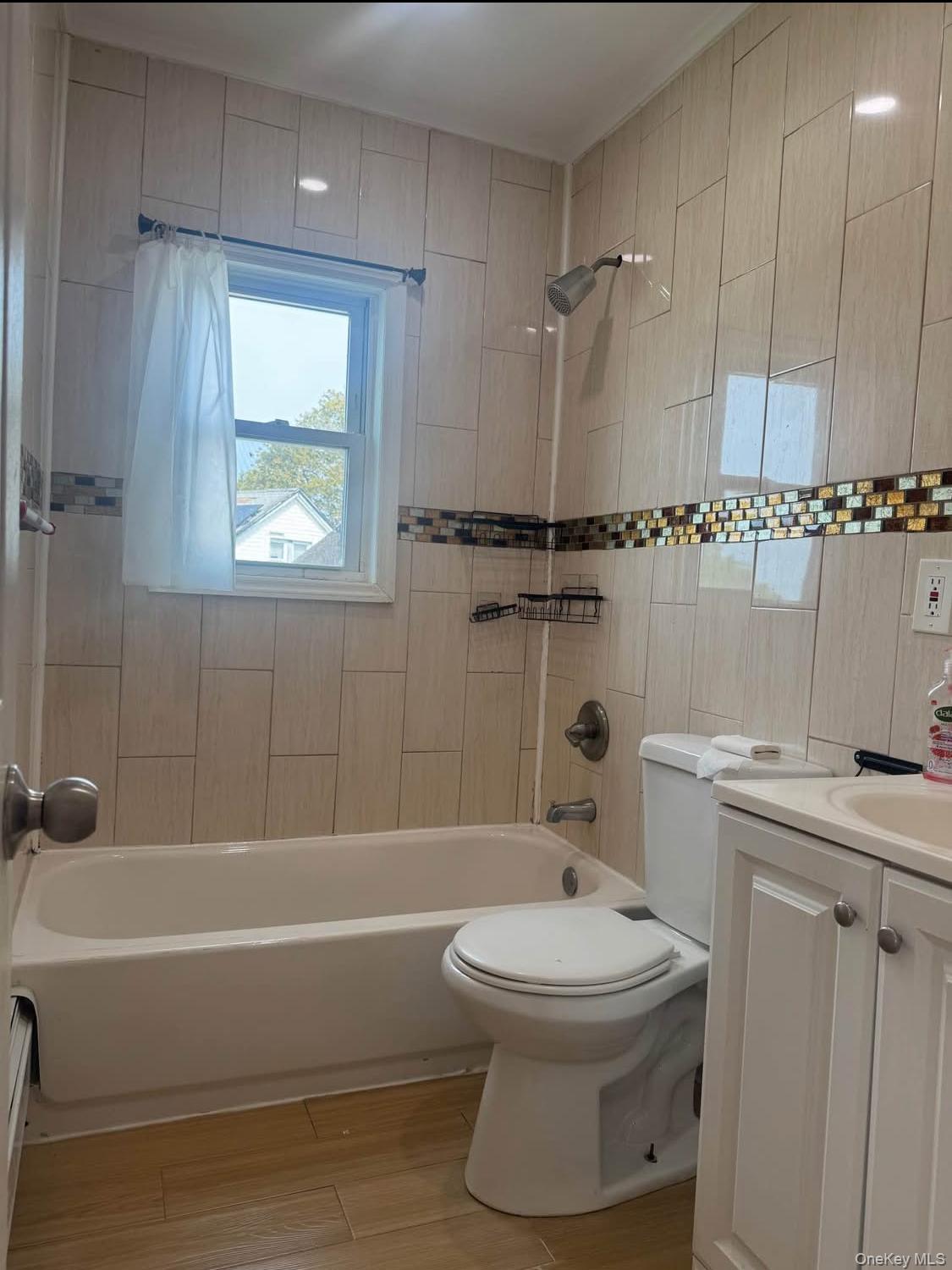 #10 photo, 11015 Rockaway Boulevard, Jamaica , NY 11420