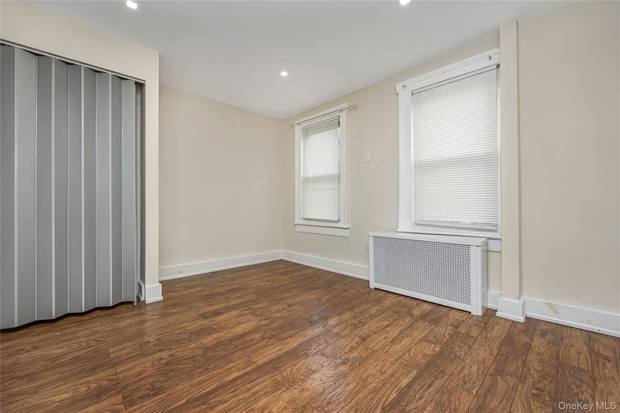 #9 photo, 1521 124th Street, クイーンズ区 College Point , NY 11356