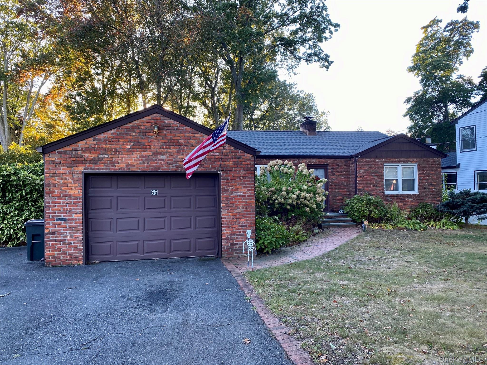 #1 photo, 65 Oak Avenue, Huntington Station , NY 11746